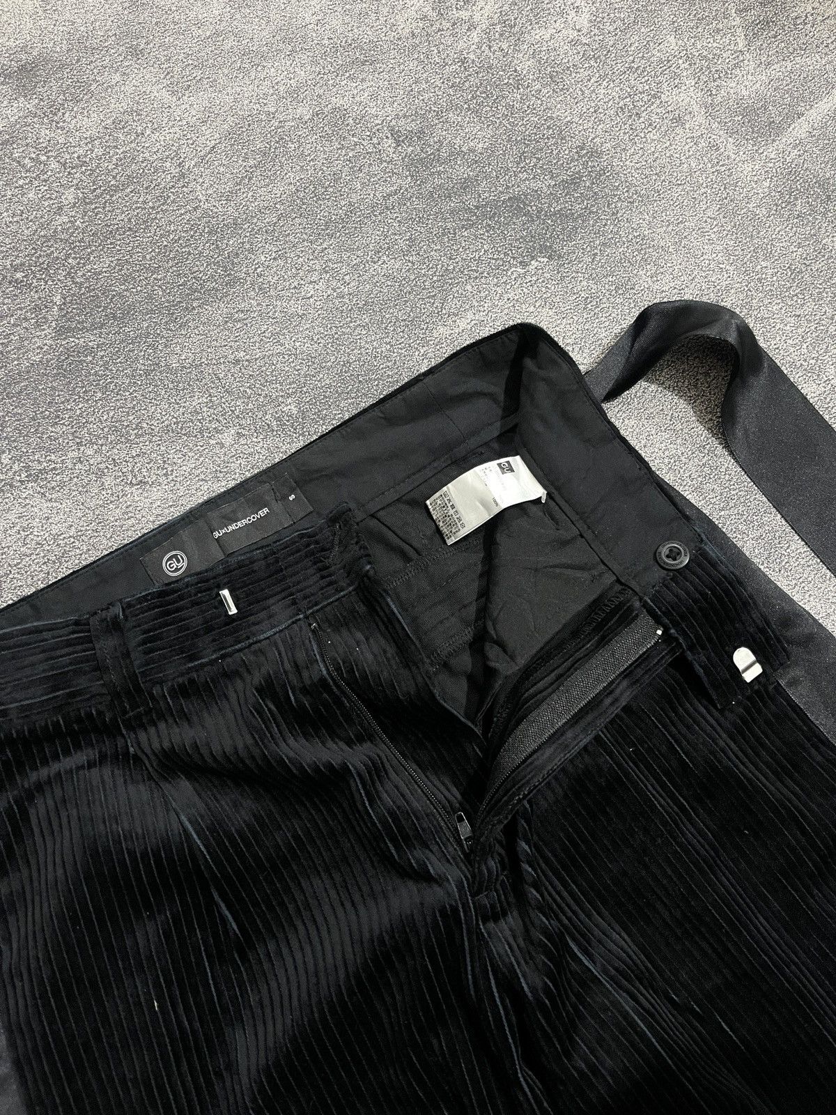 GU × Undercover GU x Undercover Wide Leg Corduroy Pants Size US 27 - 7 Thumbnail