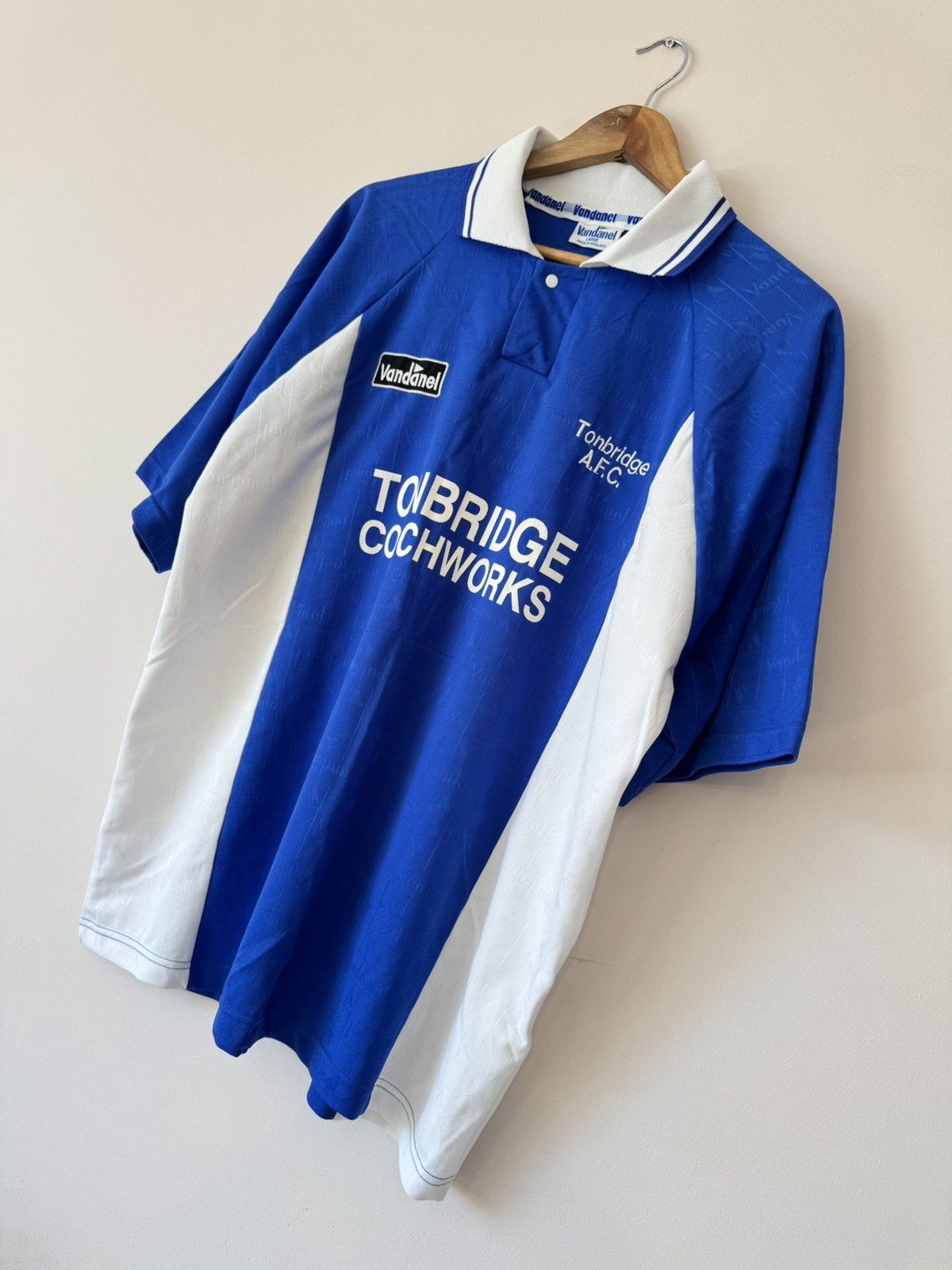 Vintage Vintage Tonbridge Angels AFC 90’s Home Soccer Jersey Shirt Size US L / EU 52-54 / 3 - 3 Thumbnail
