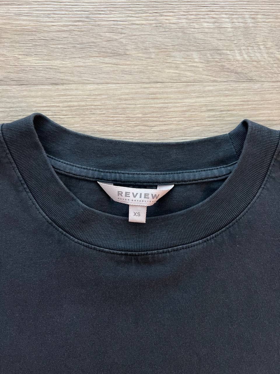 Review Dunkelgraues T-Shirt für Männer Review Size US XS / EU 42 / 0 - 3 Thumbnail