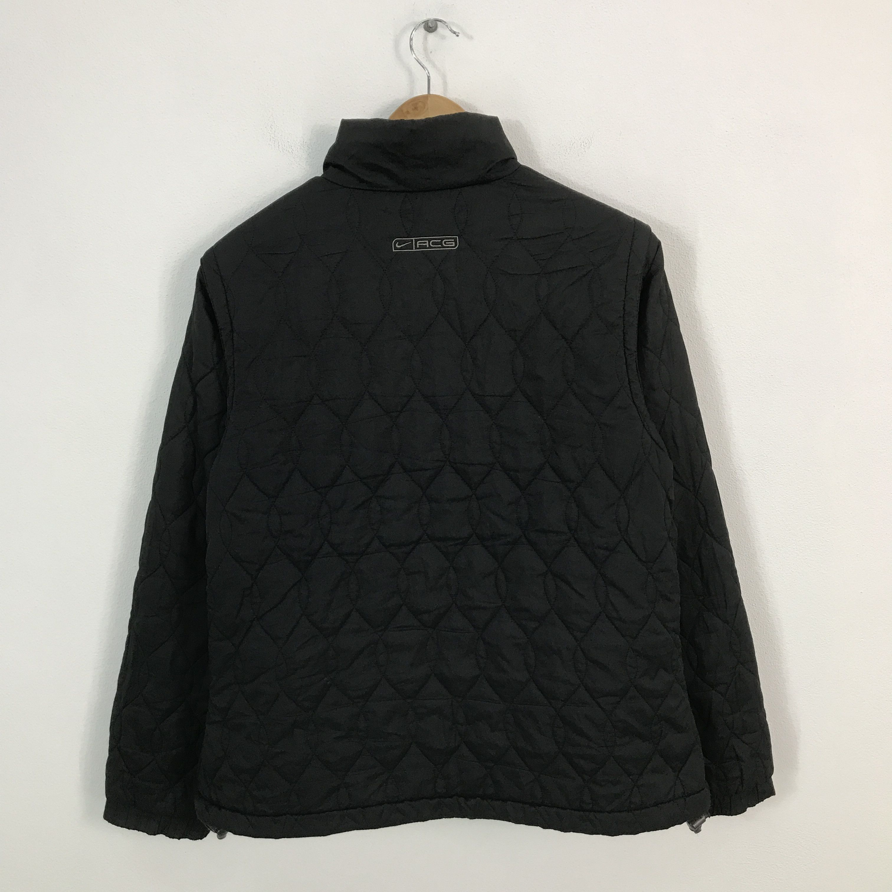 Nike × Nike ACG × Vintage Vintage Nike ACG Quilted Jacket Black Jacket Size US L / EU 52-54 / 3 - 2 Thumbnail