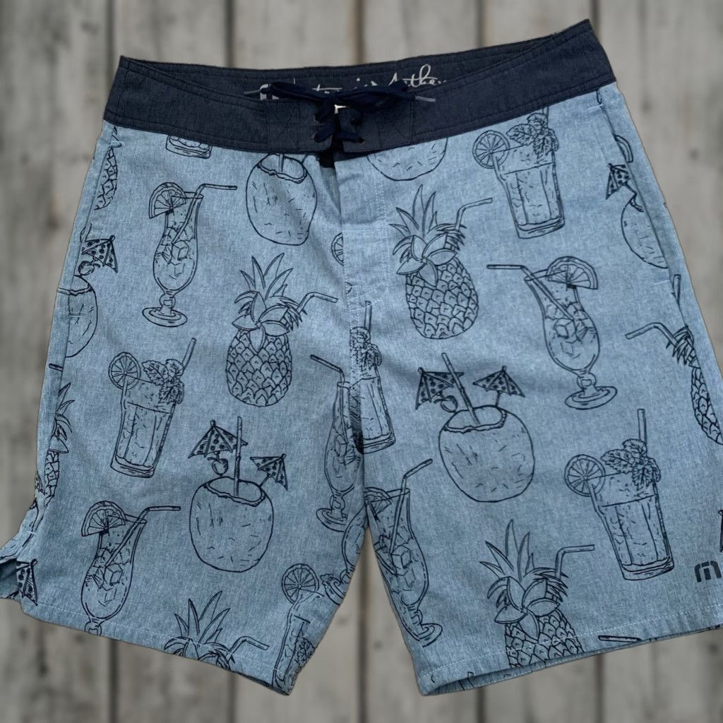 TravisMathew Travis Mathew Boardshorts Mens 32 Blue Pineapple Coconut Drinks Swim Trunks Geometric Beach Fishing Quick Dry Pockets Drawstring 9 Inch Inseam Size US 32 / EU 48 - 1 Thumbnail