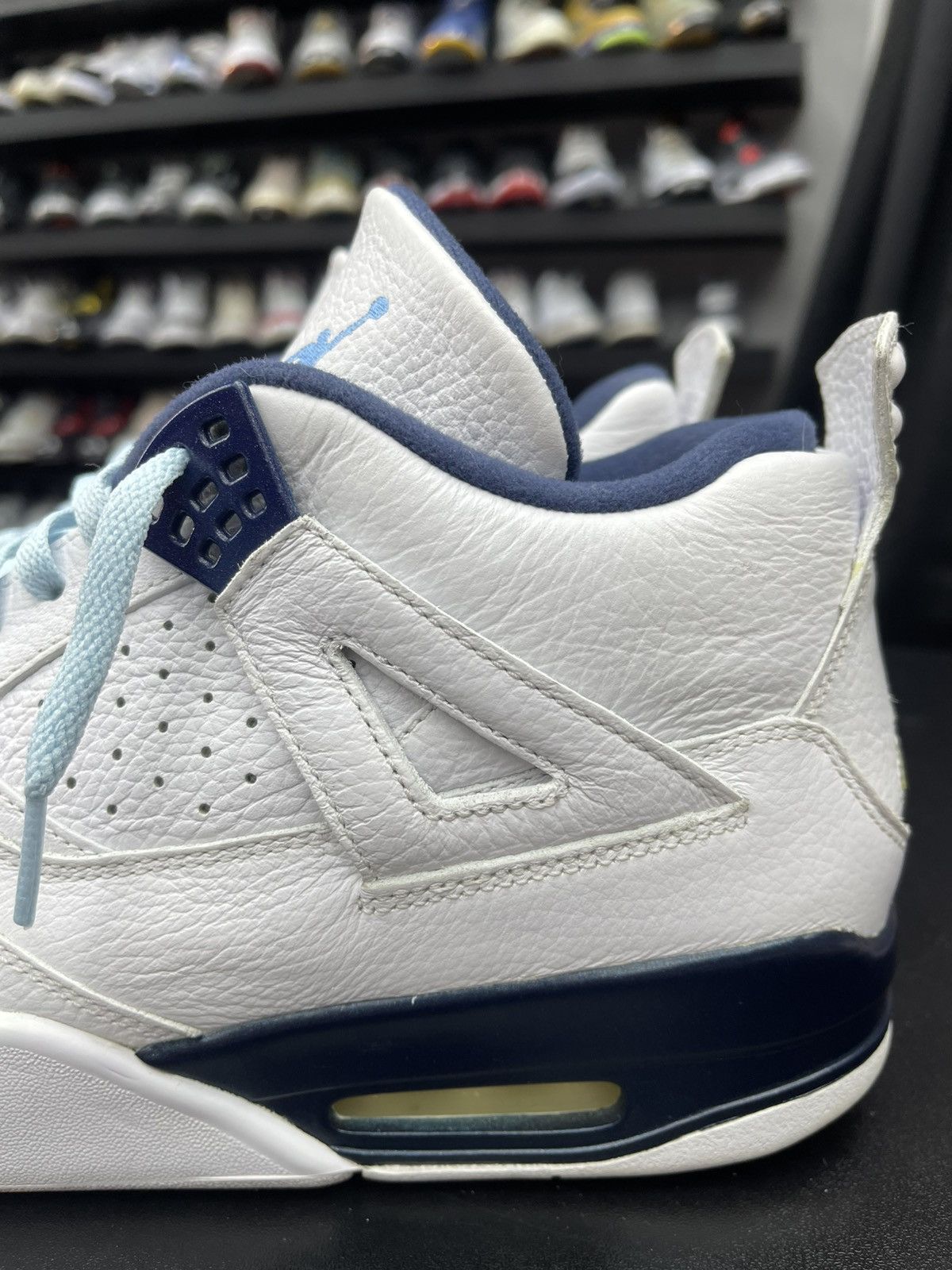 Jordan Brand Size 13 - Jordan 4 Retro Columbia “2015” Size US 13 / EU 46 - 5 Thumbnail
