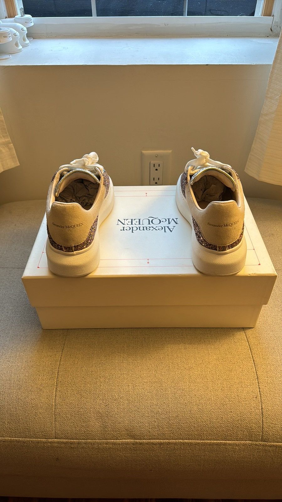 Alexander McQueen Alexander McQueen Oversized Silver Galaxy Glitter Size US 7.5 / IT 37.5 - 3 Thumbnail