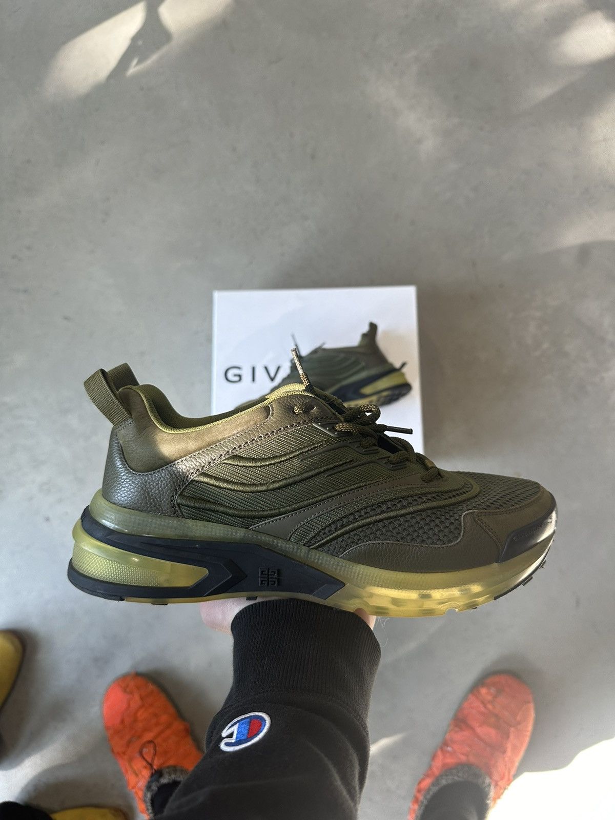 image of Givenchy Sneaker Olive Green, Men's (Size 8)