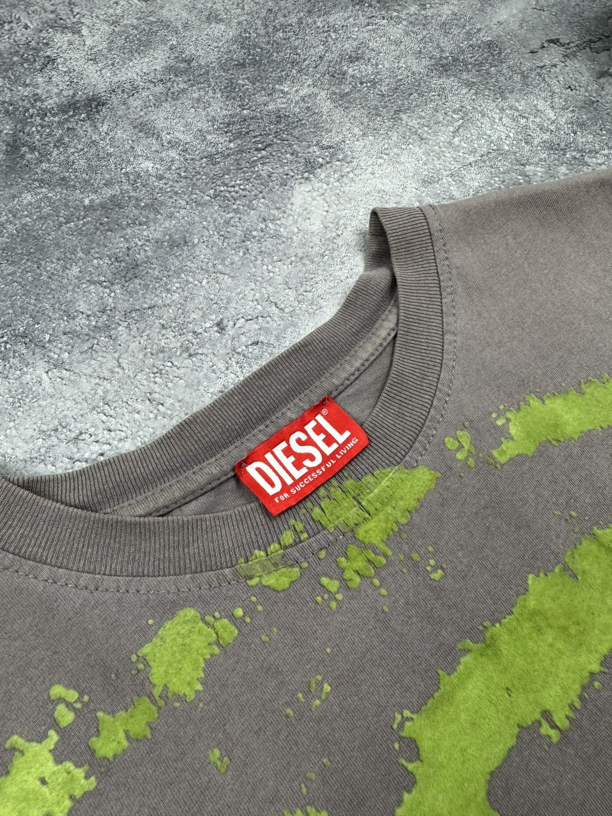 Diesel Diesel T-Shirt Big Logo White Y2k Hype Designer Size US S / EU 44-46 / 1 - 7 Thumbnail