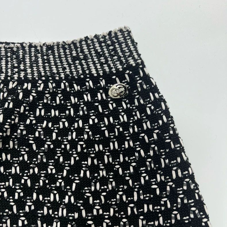 Chanel Chanel Black and white braided double c skirt Size 24" / US 00 / IT 34 - 3 Thumbnail