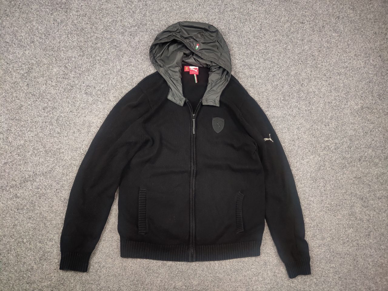 Ferrari × Puma Puma x Ferrari Logo Black Zip hoodie Knit Jacket Vintage Size US L / EU 52-54 / 3 - 8 Thumbnail