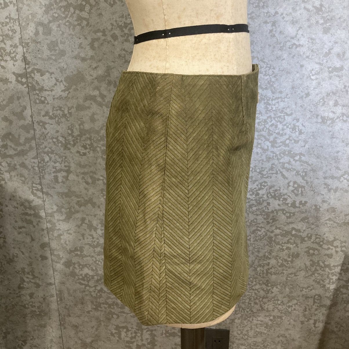Japanese Brand 2000s Runway Pig Suede Mini Skirt Y2K Archive Leather Size 26" / US 2 / IT 38 - 5 Thumbnail
