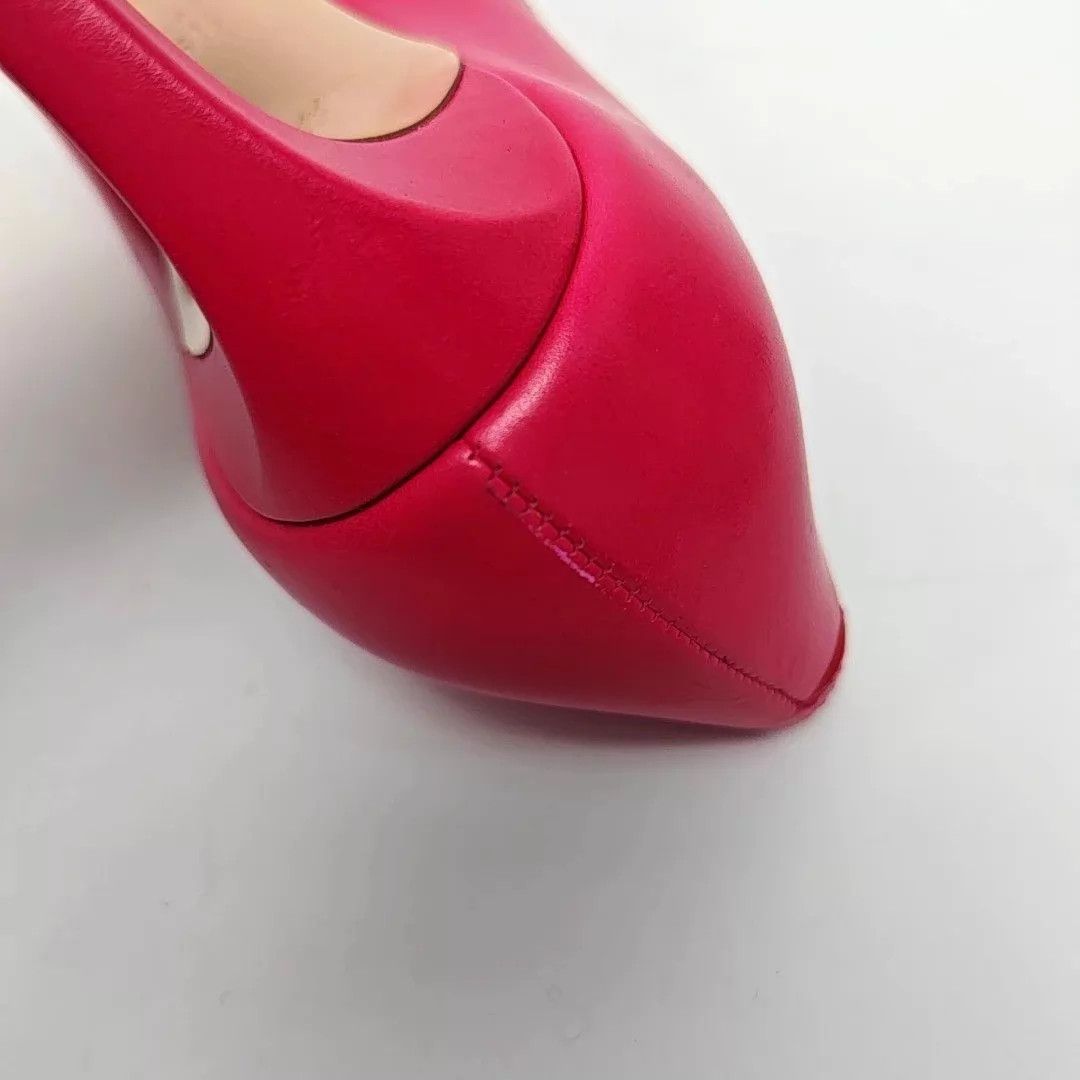 Roger Vivier Roger Vivier Heels EUR 36.5 Size US 6 / IT 36 - 8 Thumbnail