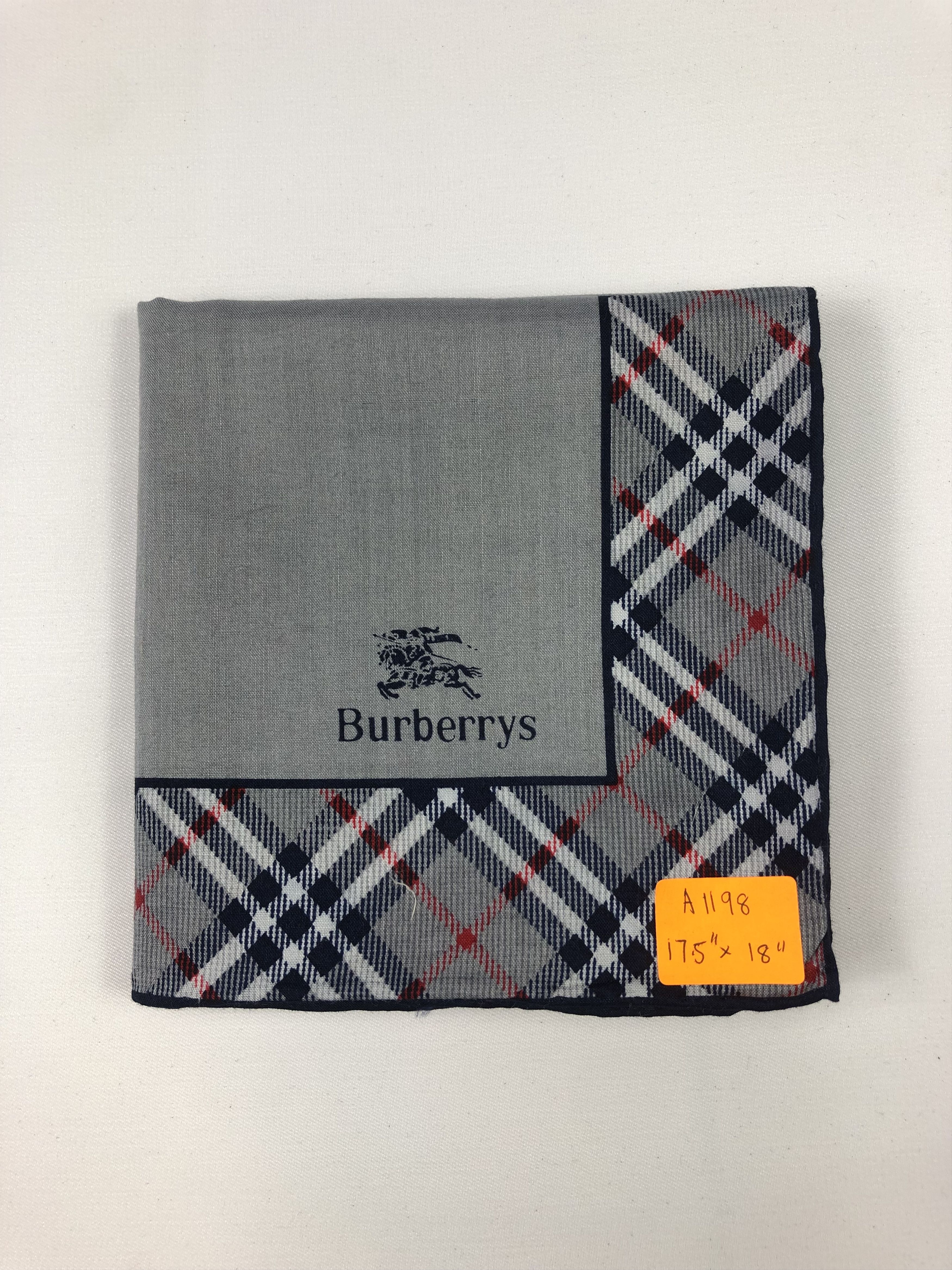 Burberry Burberrys Handkerchief / Bandana / Neckerchief Size ONE SIZE - 6 Thumbnail