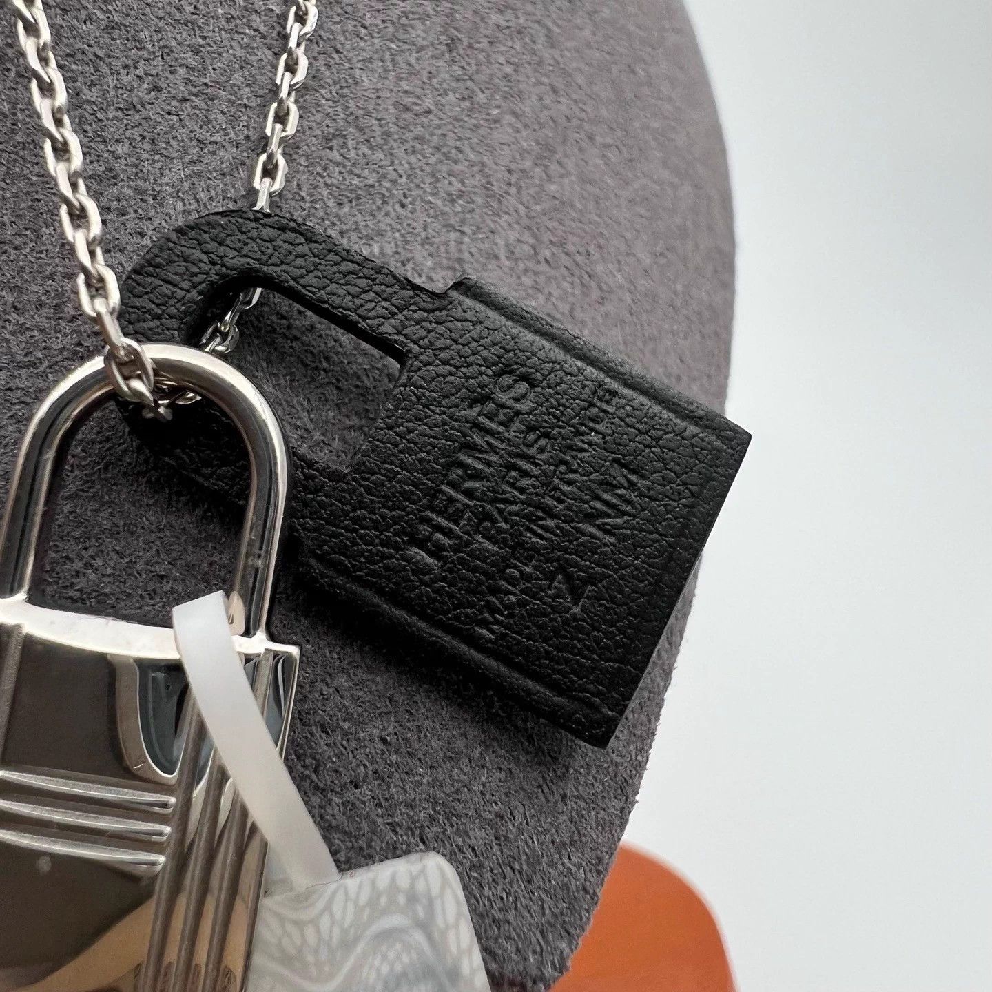 Hermes Hermès O'Kelly Pendant Necklace Black & Silver DY10472 Size ONE SIZE - 2 Thumbnail