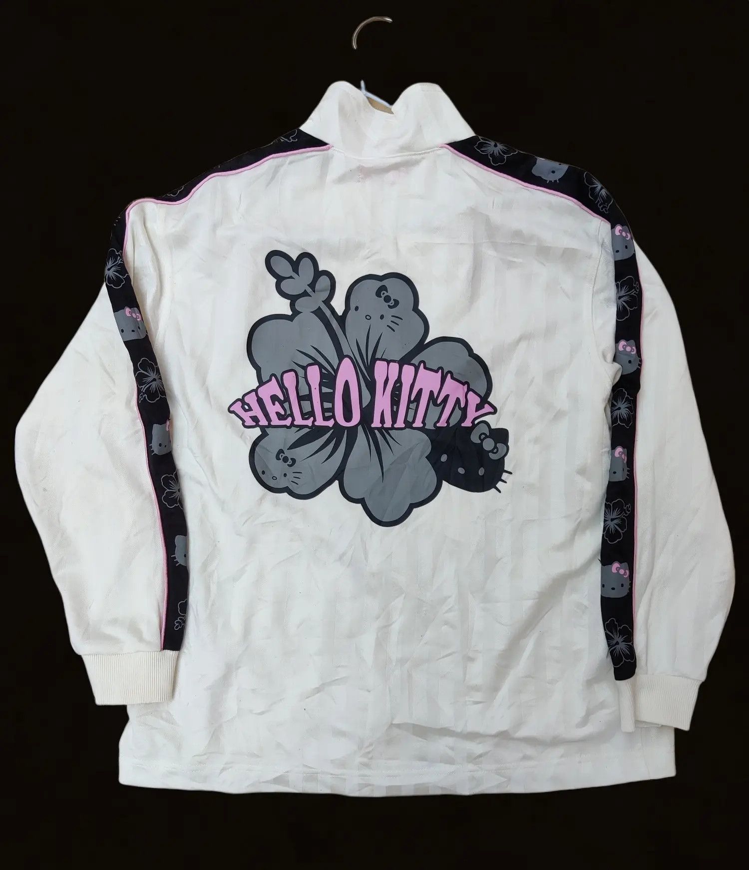 Anime ❤FINAL DROP❤HELLO KITTY SIDETAPE SWEATER JACKET Size US M / EU 48-50 / 2 - 2 Thumbnail