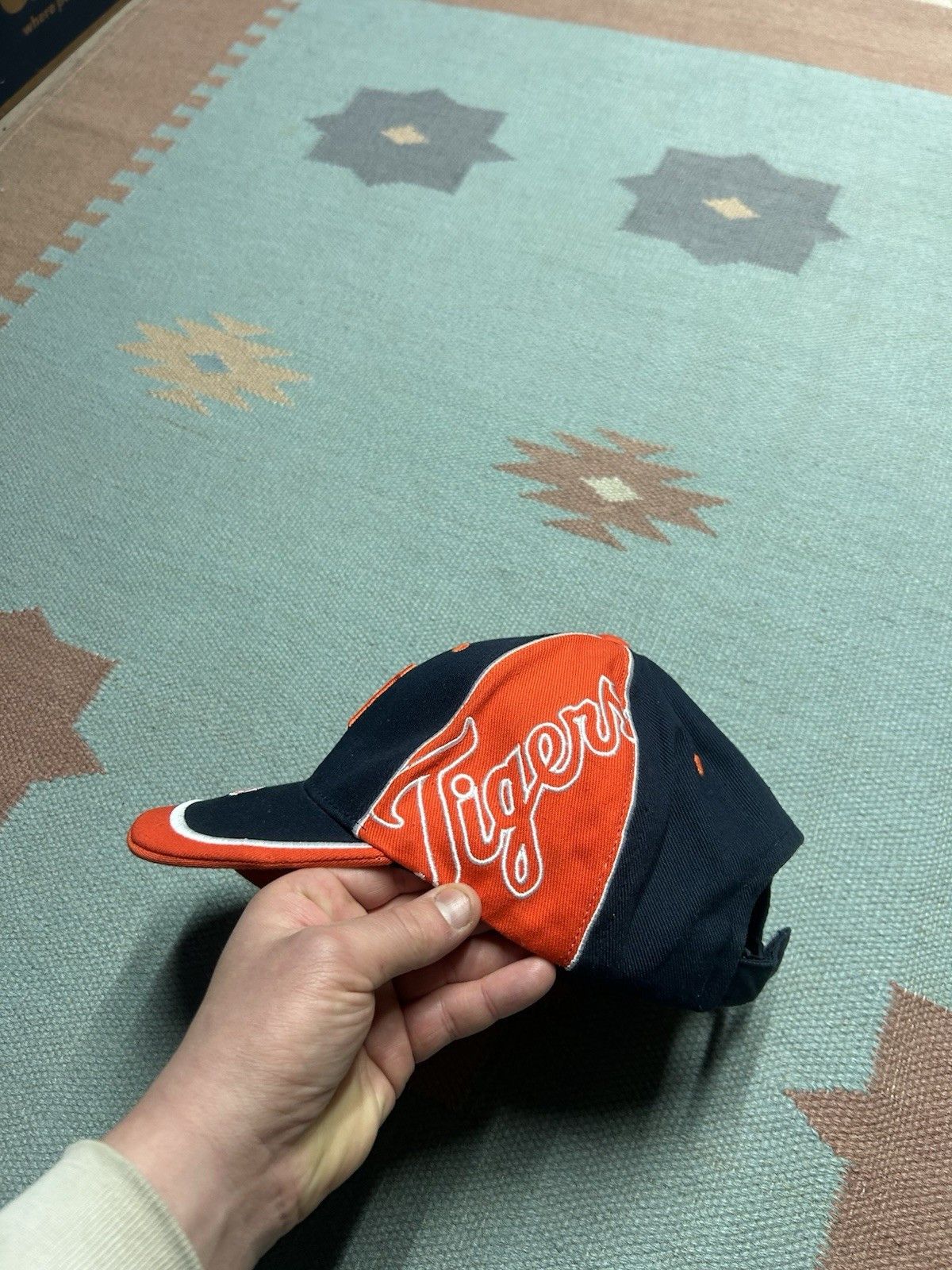 Vintage Vtg strapback hat Detroit tigers MLB baseball spell out logo Size ONE SIZE - 3 Thumbnail
