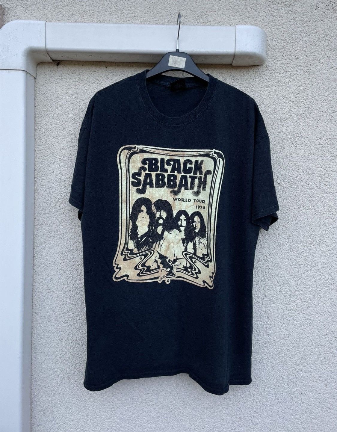 Black Sabbath Black Sabbath Official Merch Band Tee vintage 2013 rare rock Size US XL / EU 56 / 4 - 1 Thumbnail