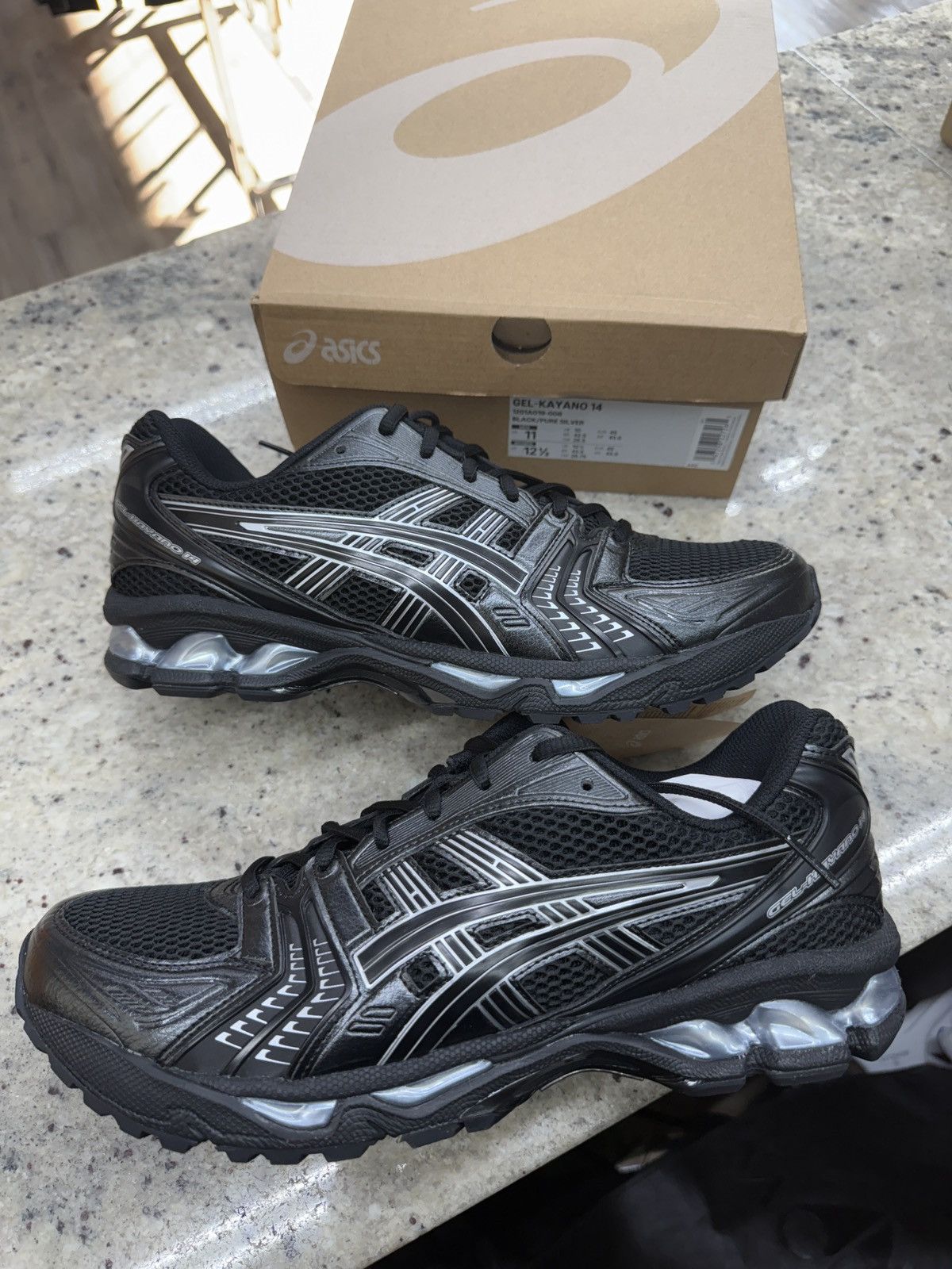 Asics Asics Gel Kayano 14s Black/Pure Silver Size US 11 / EU 44 - 1 Thumbnail