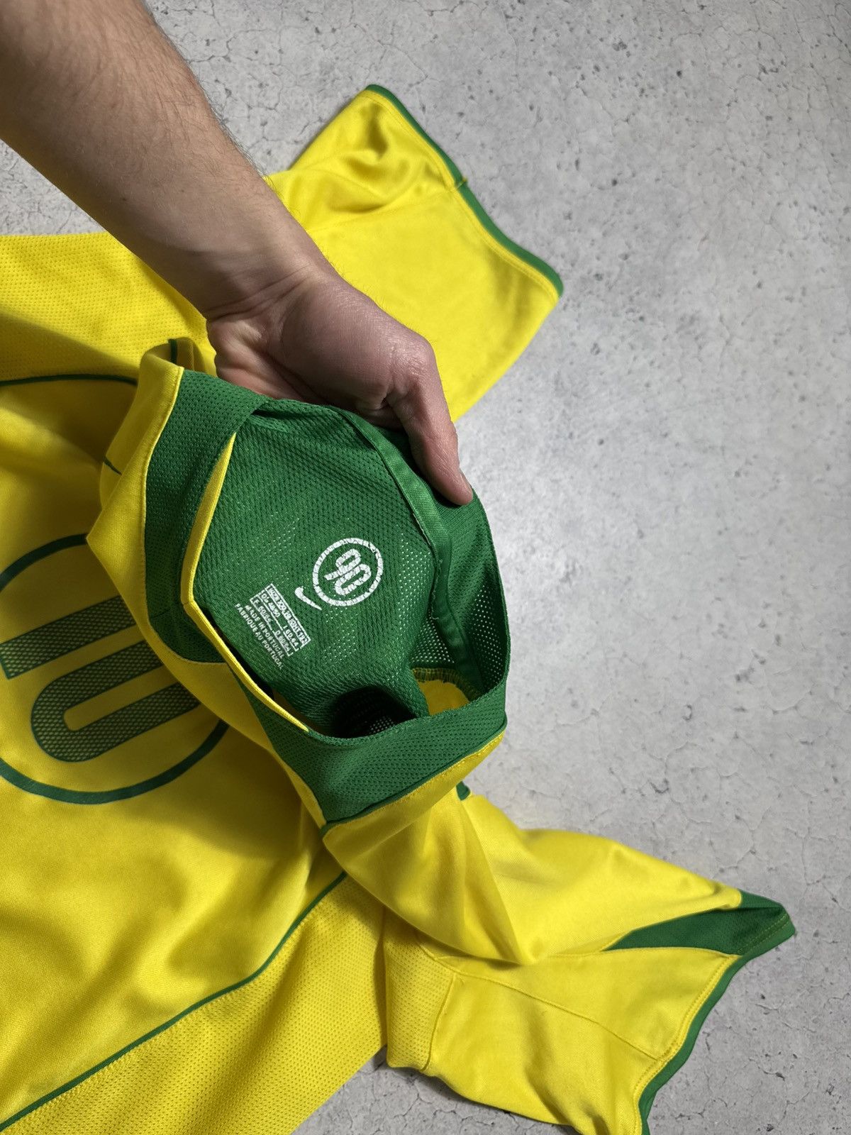 Nike Nike Brazil Team Ronaldinho #10 2004 Vintage Soccer Jersey Size US XXL / EU 58 / 5 - 8 Thumbnail