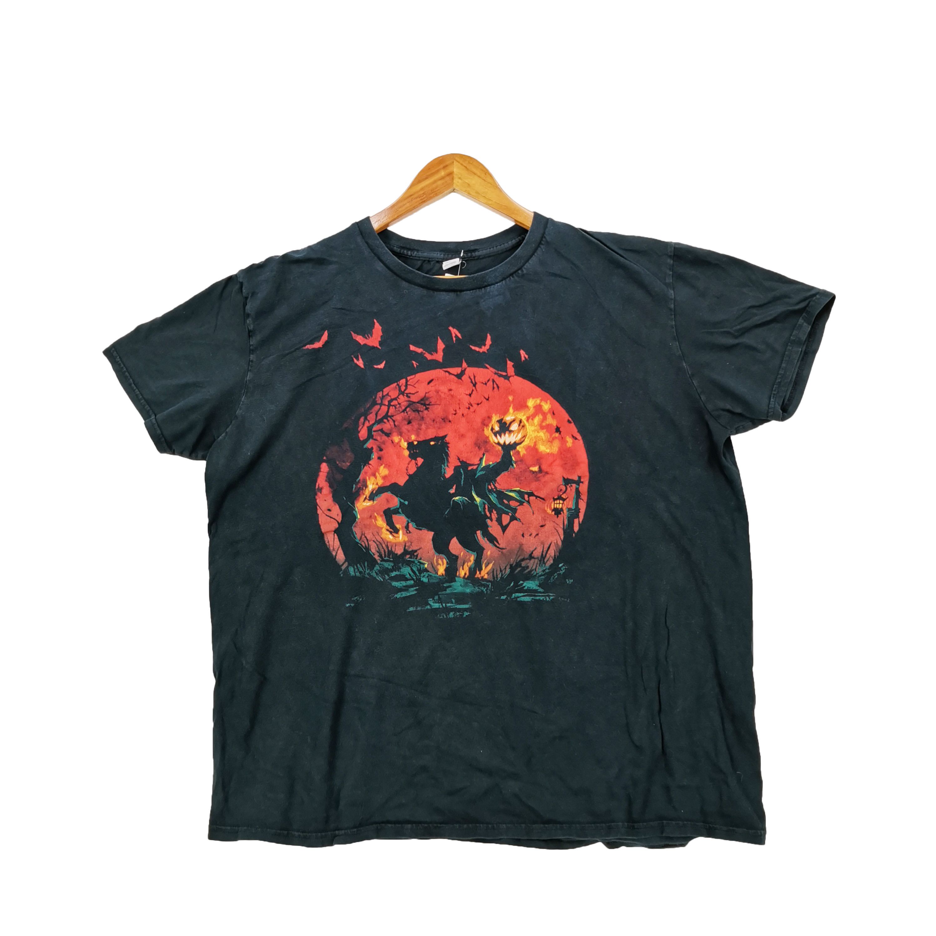 Vintage Vintage Y2K Halloween Tshirt Mythical Creature Skulls Horror Size US XL / EU 56 / 4 - 1 Thumbnail