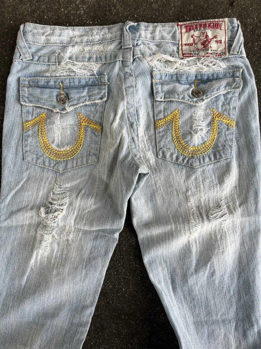 True Religion Thrashed Vintage TRUE RELIGION Flared Jeans Distressed Size US 32 / EU 48 - 13 Thumbnail