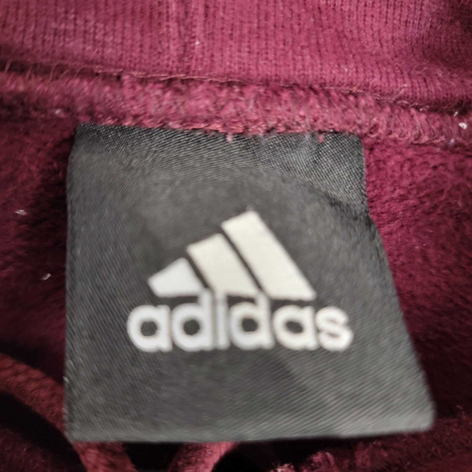 Adidas Classic Adidas Loyola Ramblers Pullover Hoodie - Size M (24) Size US M / EU 48-50 / 2 - 5 Thumbnail