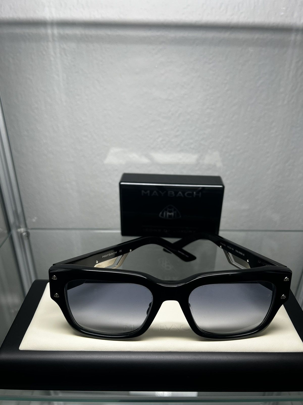 MAYBACH Eyewear Maybach The Rebel II Sunglasses Size ONE SIZE - 1 Thumbnail