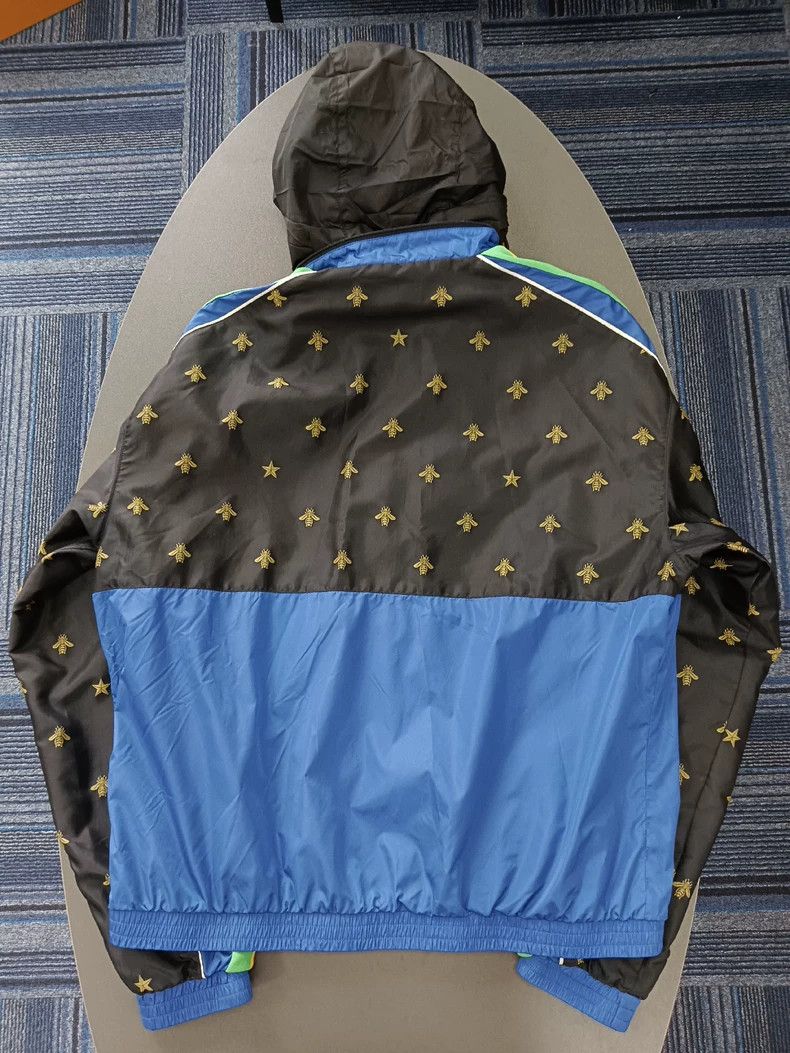 Gucci Gucci Full-printed little bee logo jacket 2504-Nextarrow Size US M / EU 48-50 / 2 - 2 Thumbnail