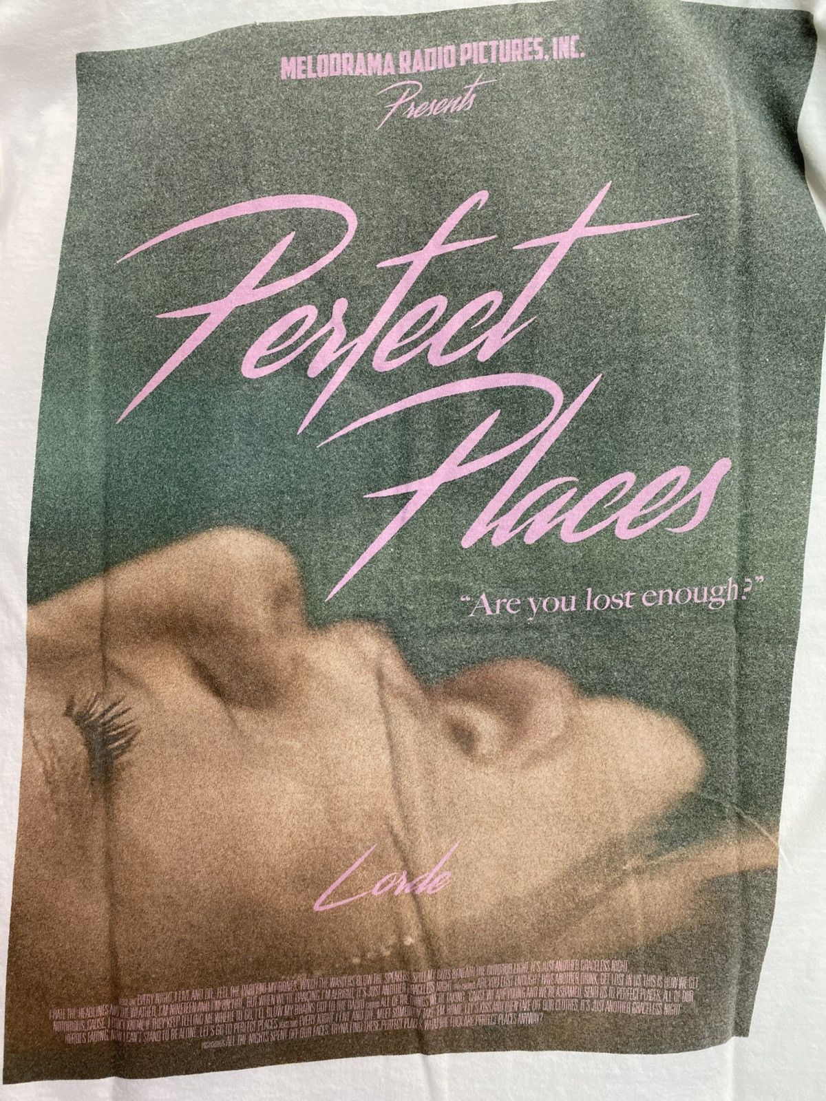 Band Tees Lorde Melodrama 2017 Shirt Size US M / EU 48-50 / 2 - 1 Thumbnail