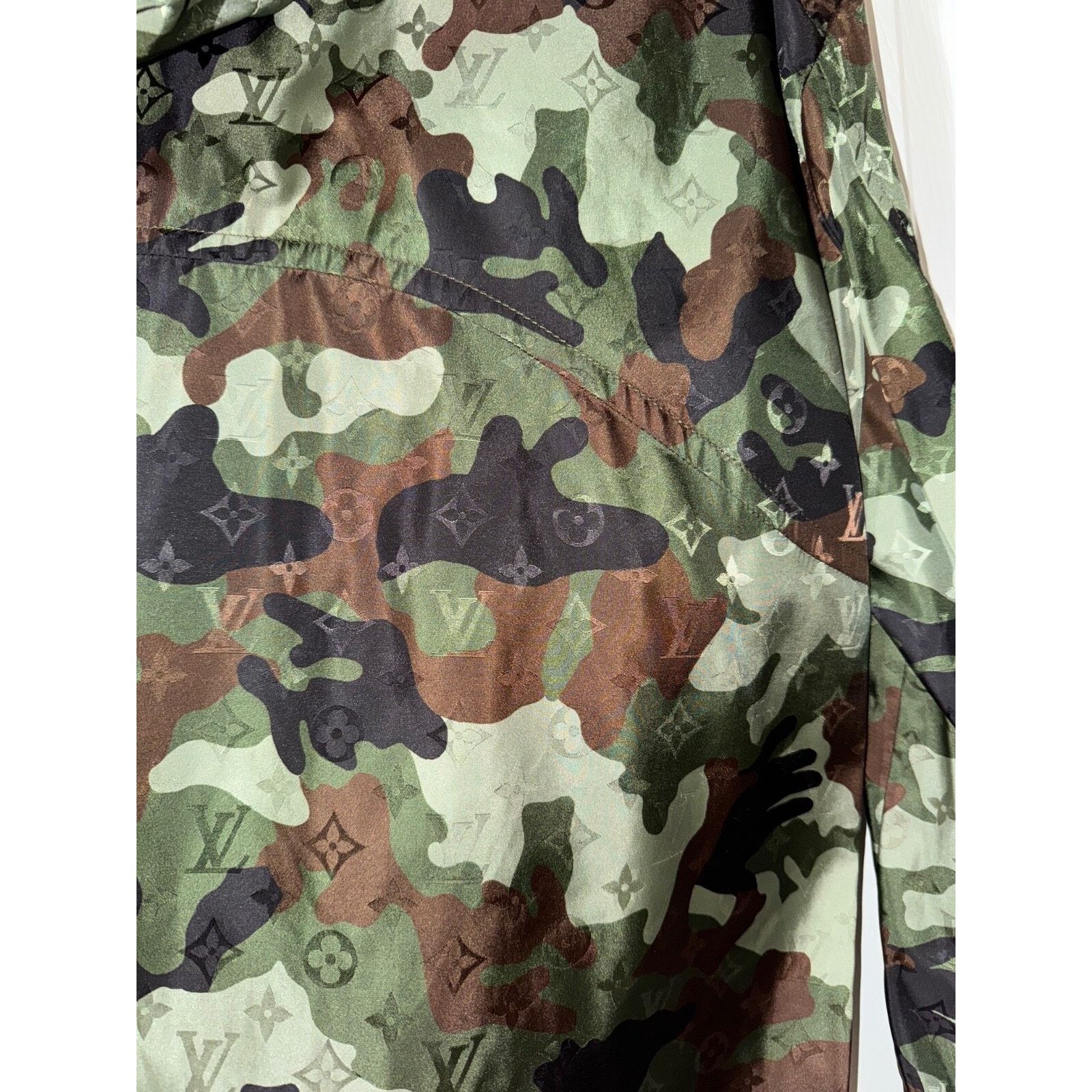 Louis Vuitton Louis Vuitton Virgil Abloh Monogram Windbreaker Jacket 48 Size US M / EU 48-50 / 2 - 9 Thumbnail
