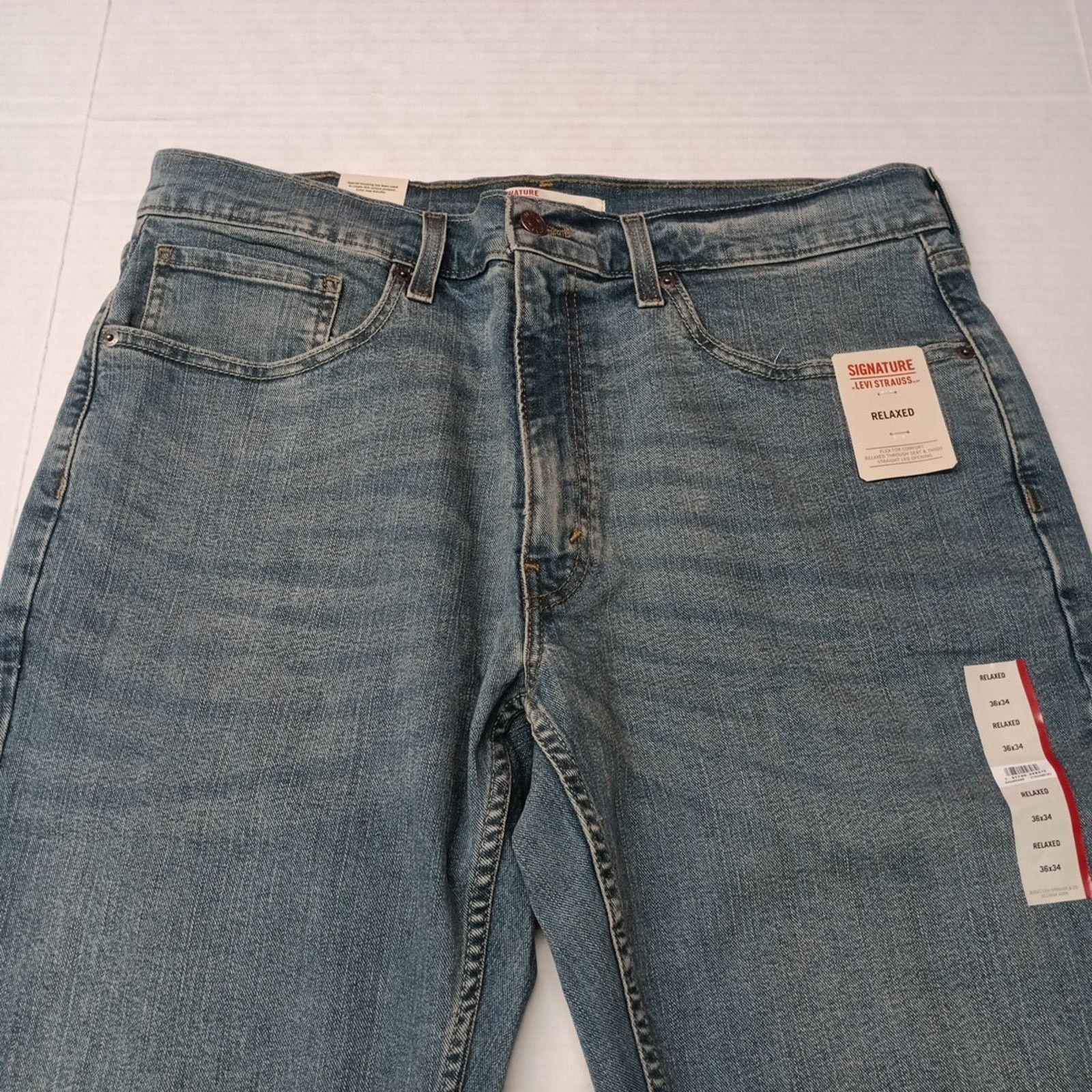Levi's Signature By Levi Relaxed Jeans Mens 36x34 Blue Straight Leg Size US 36 / EU 52 - 4 Thumbnail