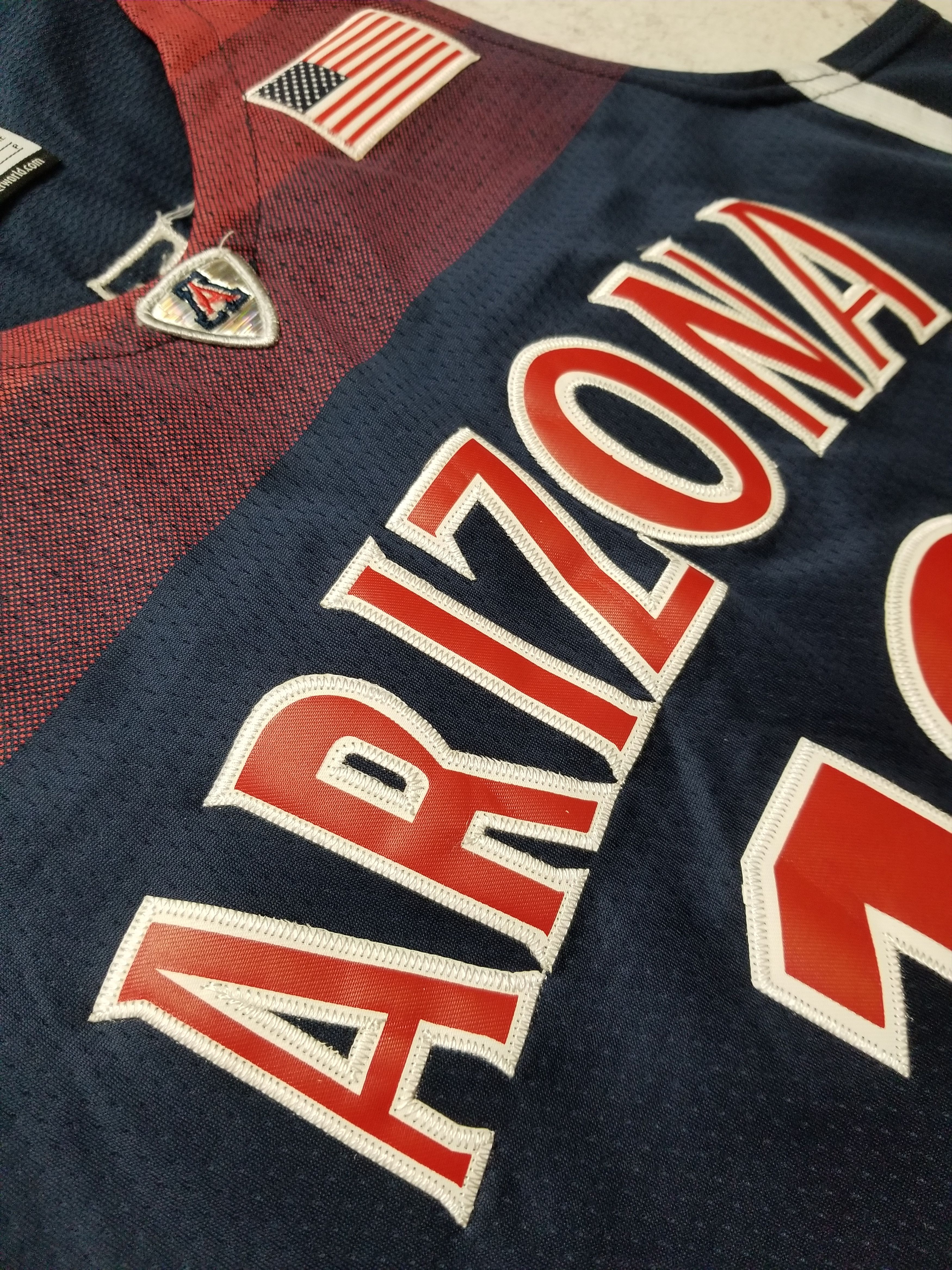 Nike NCAA ARIZONA WILDCATS #13 DEANDRE AYTON COLLEGE NBA JERSEY Size US S / EU 44-46 / 1 - 10 Thumbnail