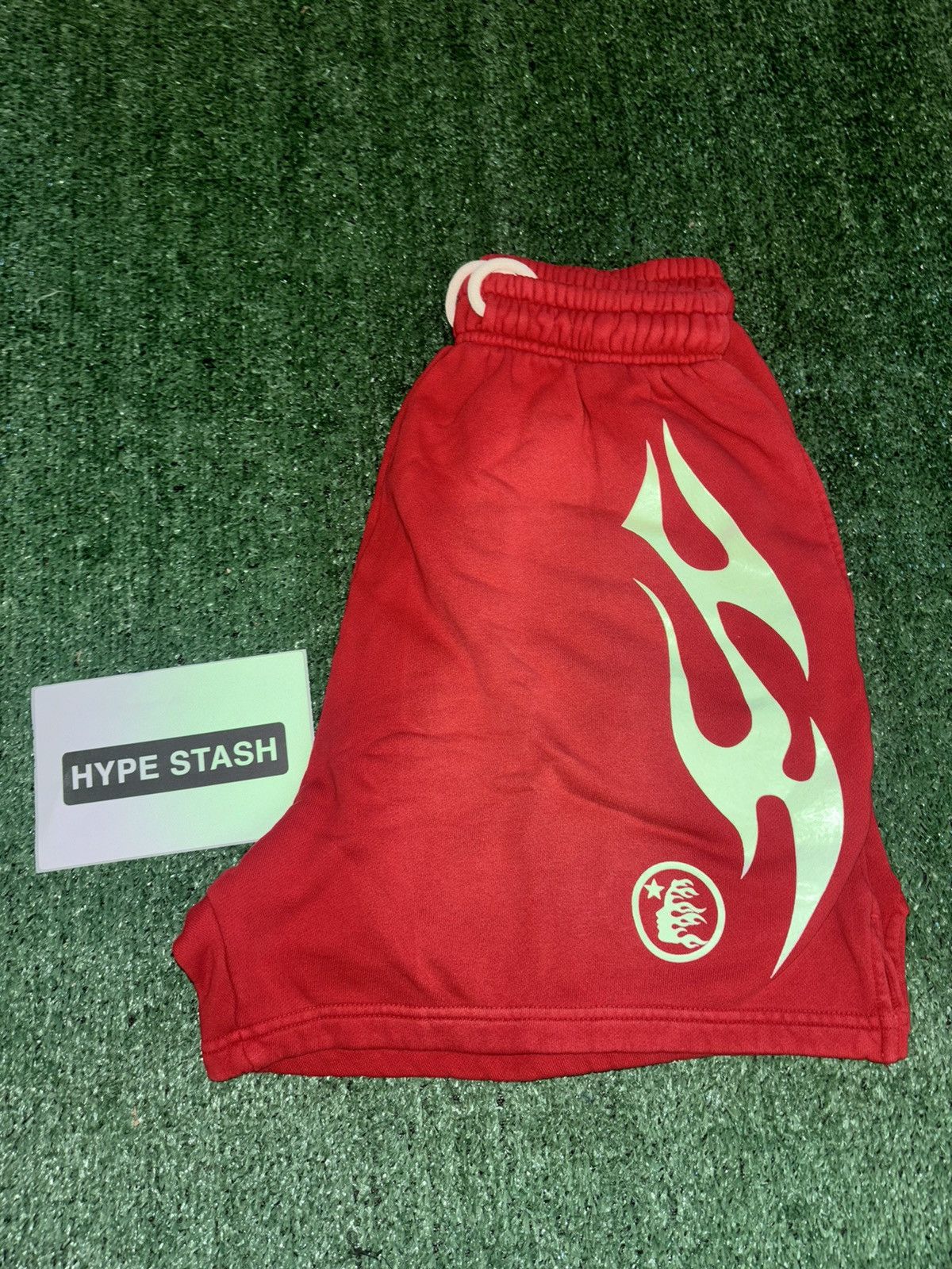 HELLSTAR Hellstar Red White Flame Shorts Size US 32 / EU 48 - 2 Thumbnail