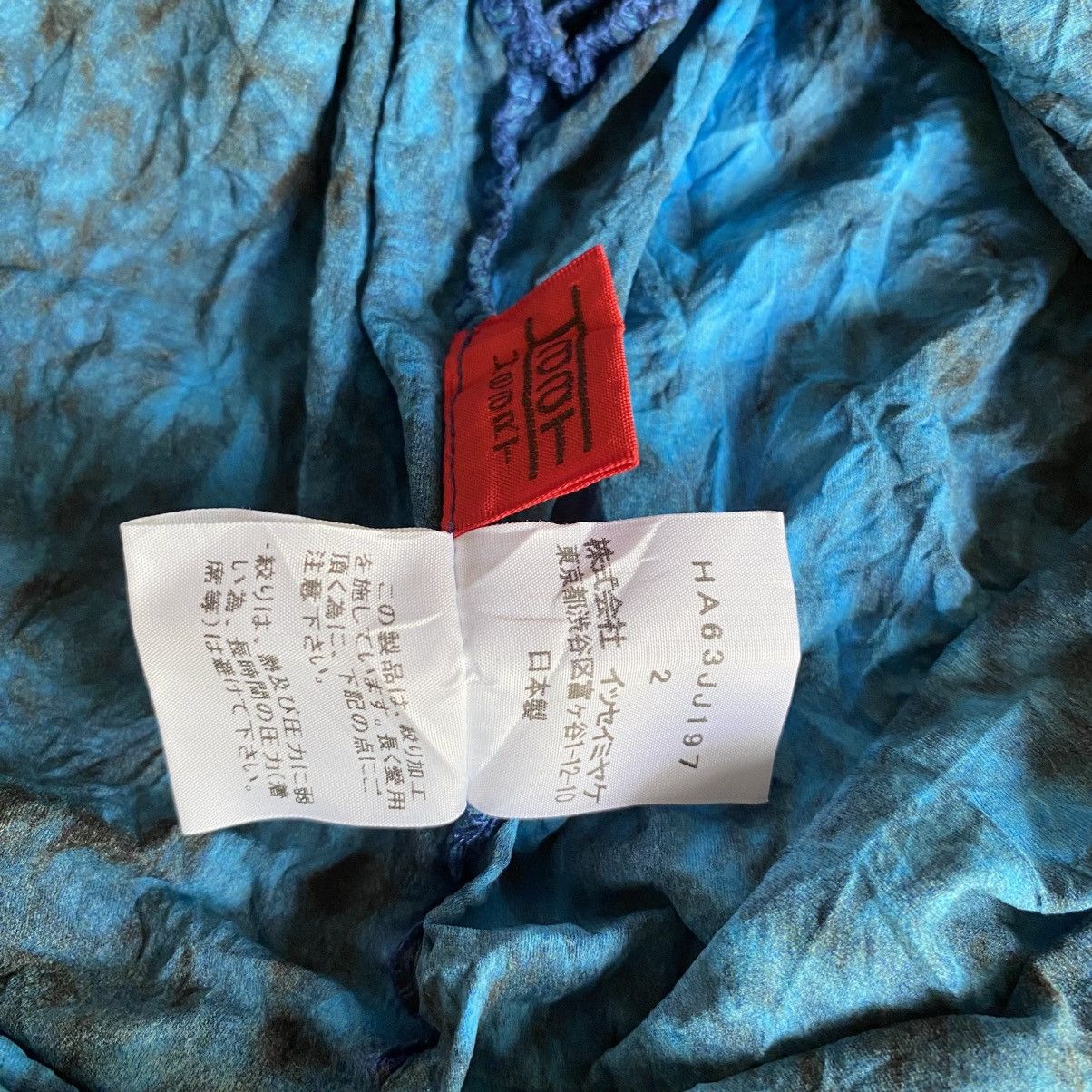 Issey Miyake Haat Blue Crinkle Textured Shirt/Ruffled High Neck Blouse Size XS / US 0-2 / IT 36-38 - 5 Thumbnail