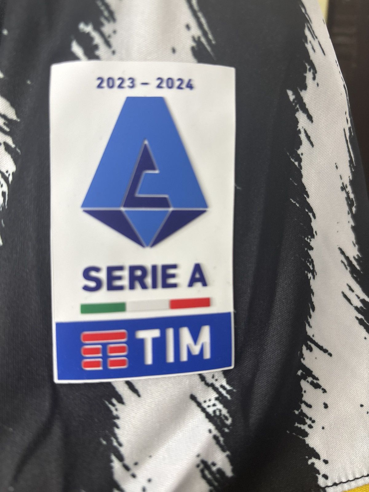 Adidas “23-24” Juventus home jerseys Size US L / EU 52-54 / 3 - 5 Thumbnail