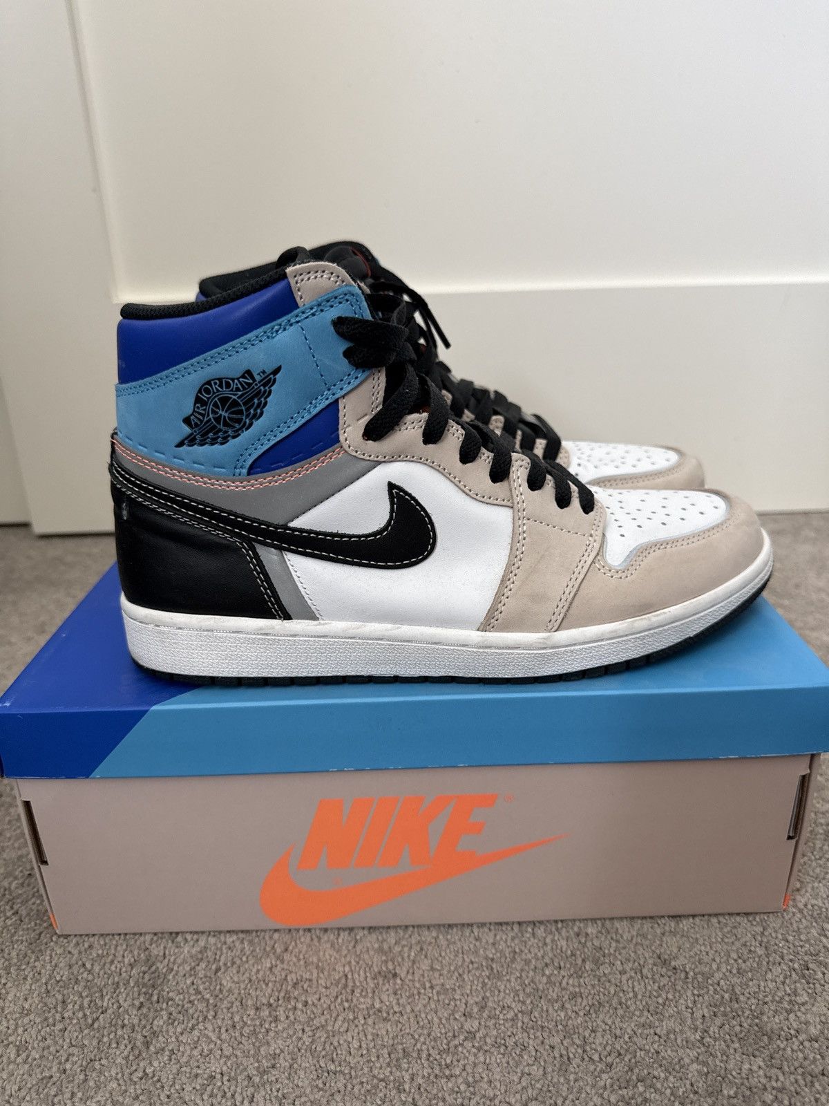 Nike Nike Air Jordan 1 Retro High OG Prototype Size US 8.5 / EU 41-42 - 3 Thumbnail