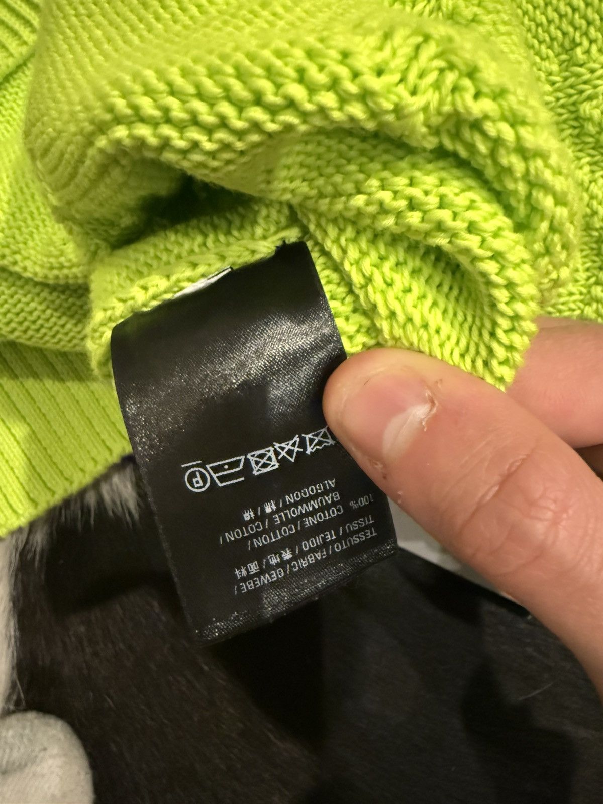 Balenciaga Oversize knitted sweater Size US S / EU 44-46 / 1 - 4 Thumbnail
