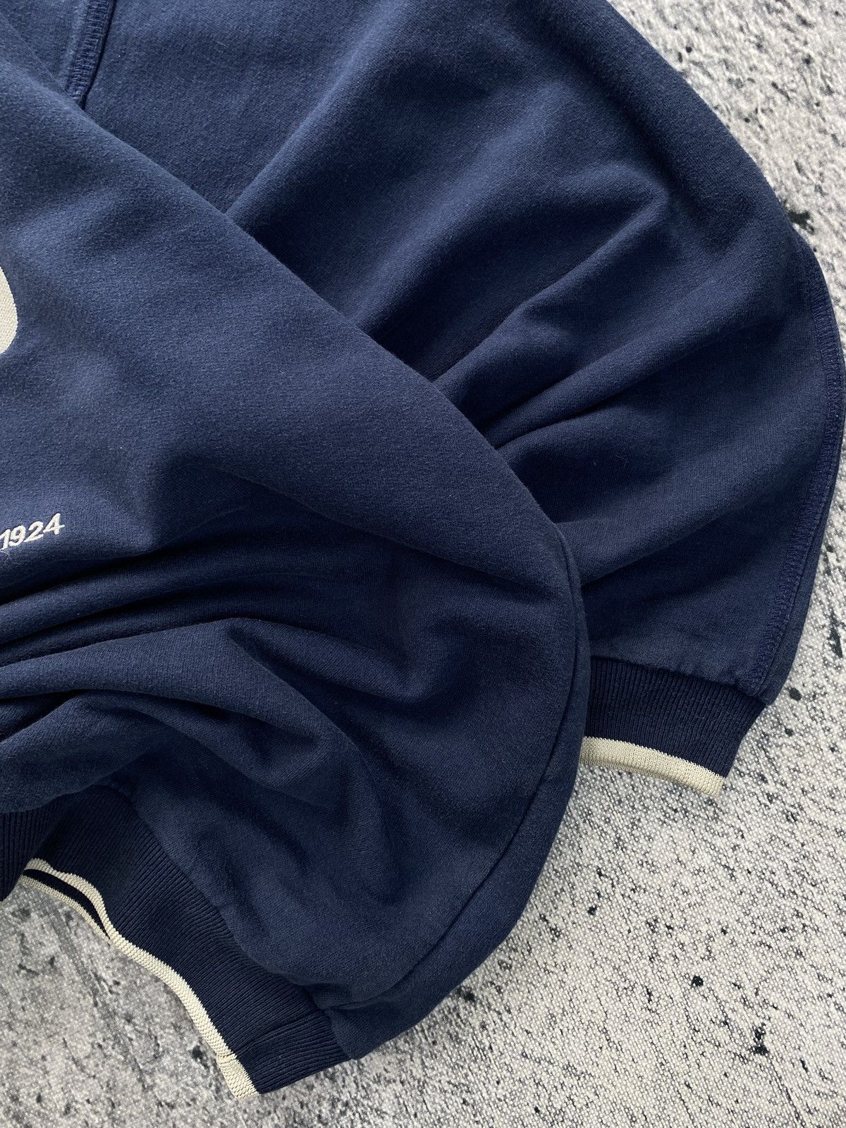 Umbro × Vintage Vintage Sweatshirt Umbro 90’ USA Streetwear Crewneck Size US XL / EU 56 / 4 - 8 Thumbnail