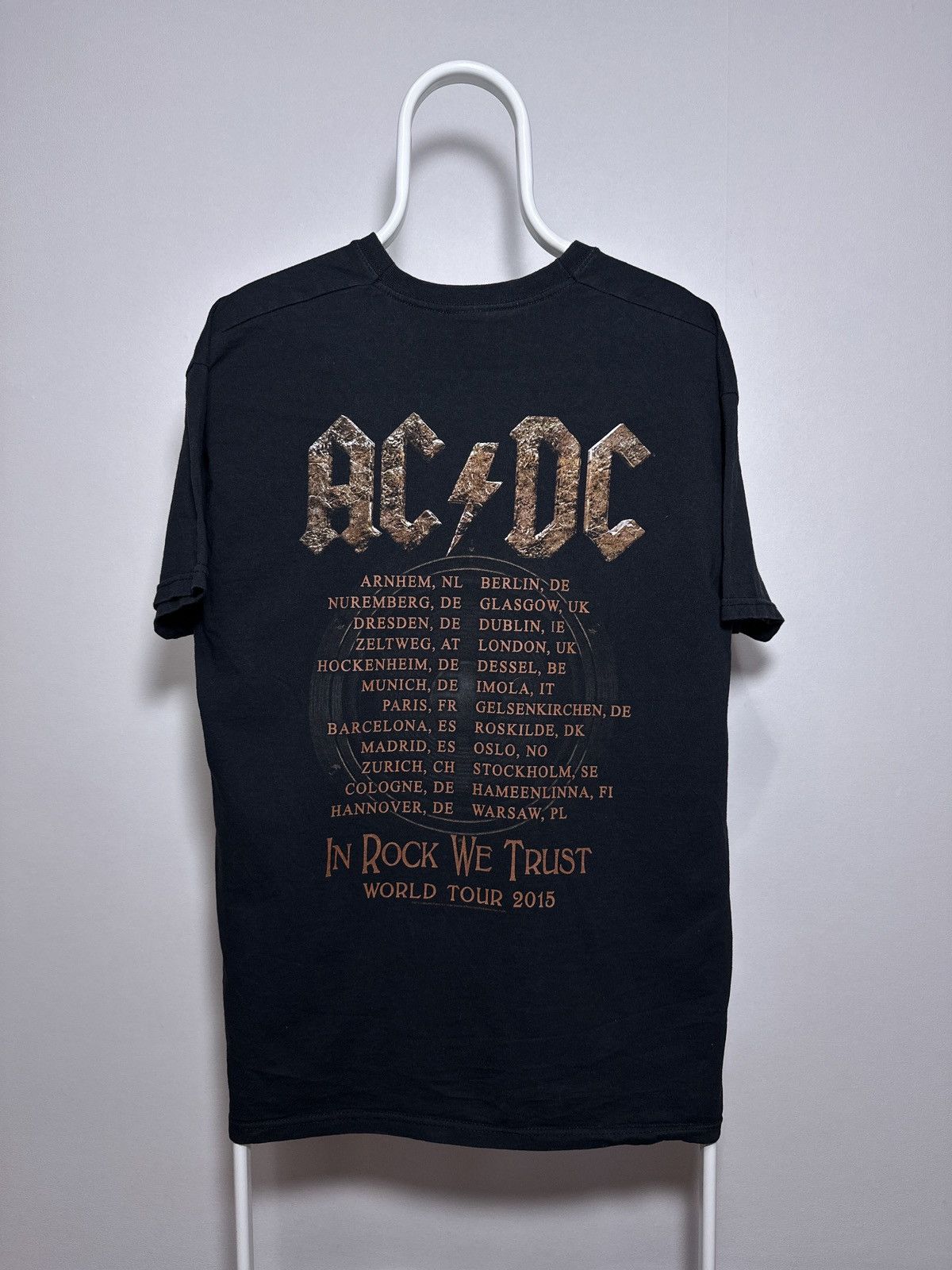 AC/DC AC/DC “In Rock We Trust” World Tour 2015 Tshirt Size US XL / EU 56 / 4 - 2 Thumbnail