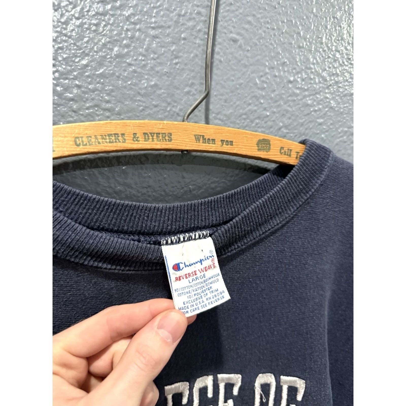 Champion VINTAGE Champion Reverse Weave Sweatshirt Blue Large Mens St Benedict College 90s Pullover Reversible Size US L / EU 52-54 / 3 - 2 Thumbnail
