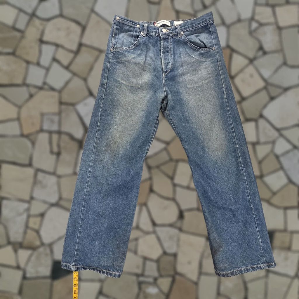 Levi's Levis Jeans Mens Blue 33x30 Engineered VTG Twisted Flap Pocket Distressed Pockets Button Size US 33 - 1 Thumbnail
