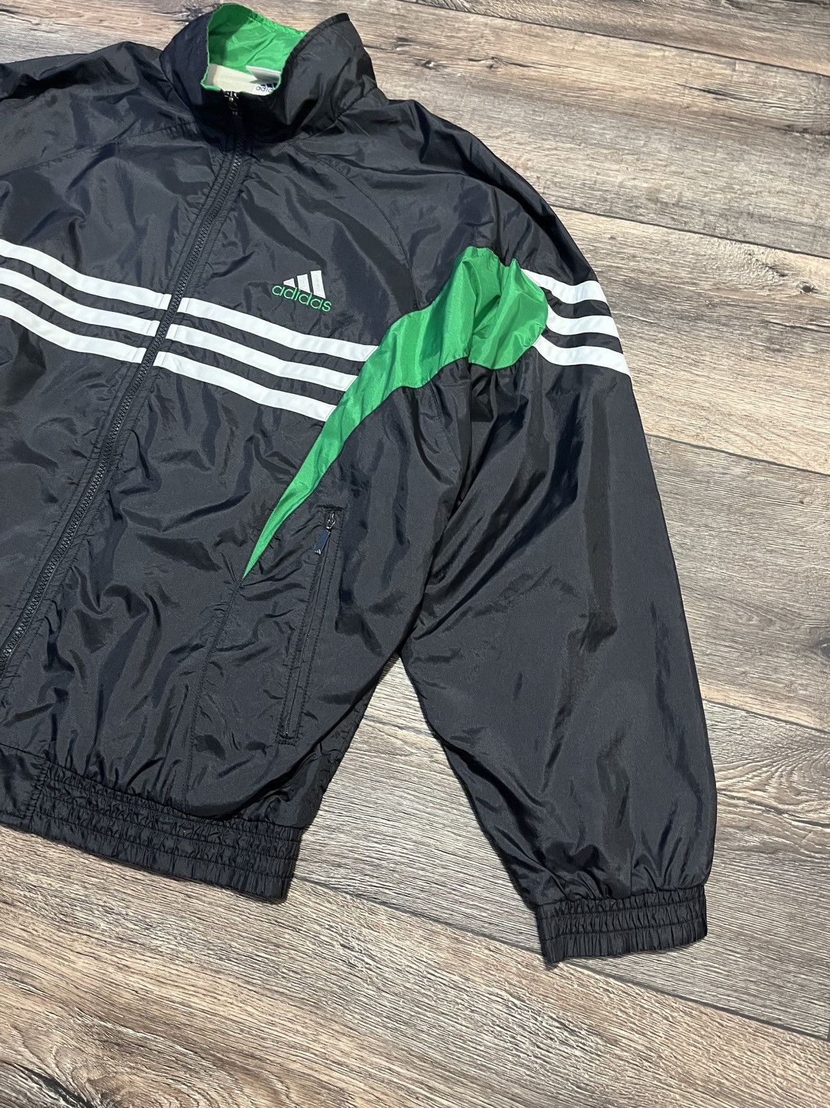 Adidas Vantage 90’s Adidas Black/Green Nylon Track Suit Size M Size US M / EU 48-50 / 2 - 3 Thumbnail
