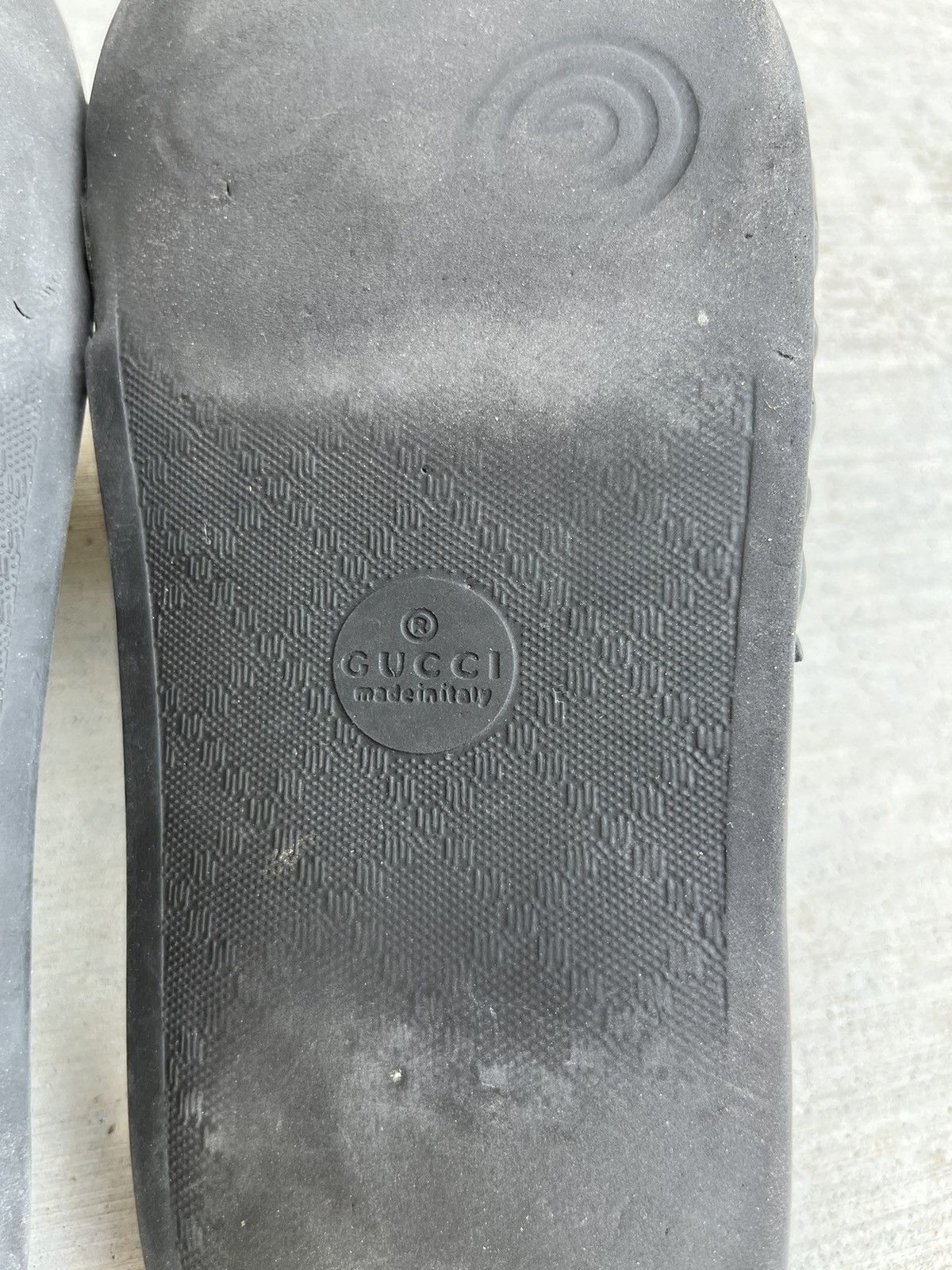 Gucci Gucci Matelasse Marmont Slide ‘Black’ 🖤 Size US 7 / EU 40 - 6 Thumbnail
