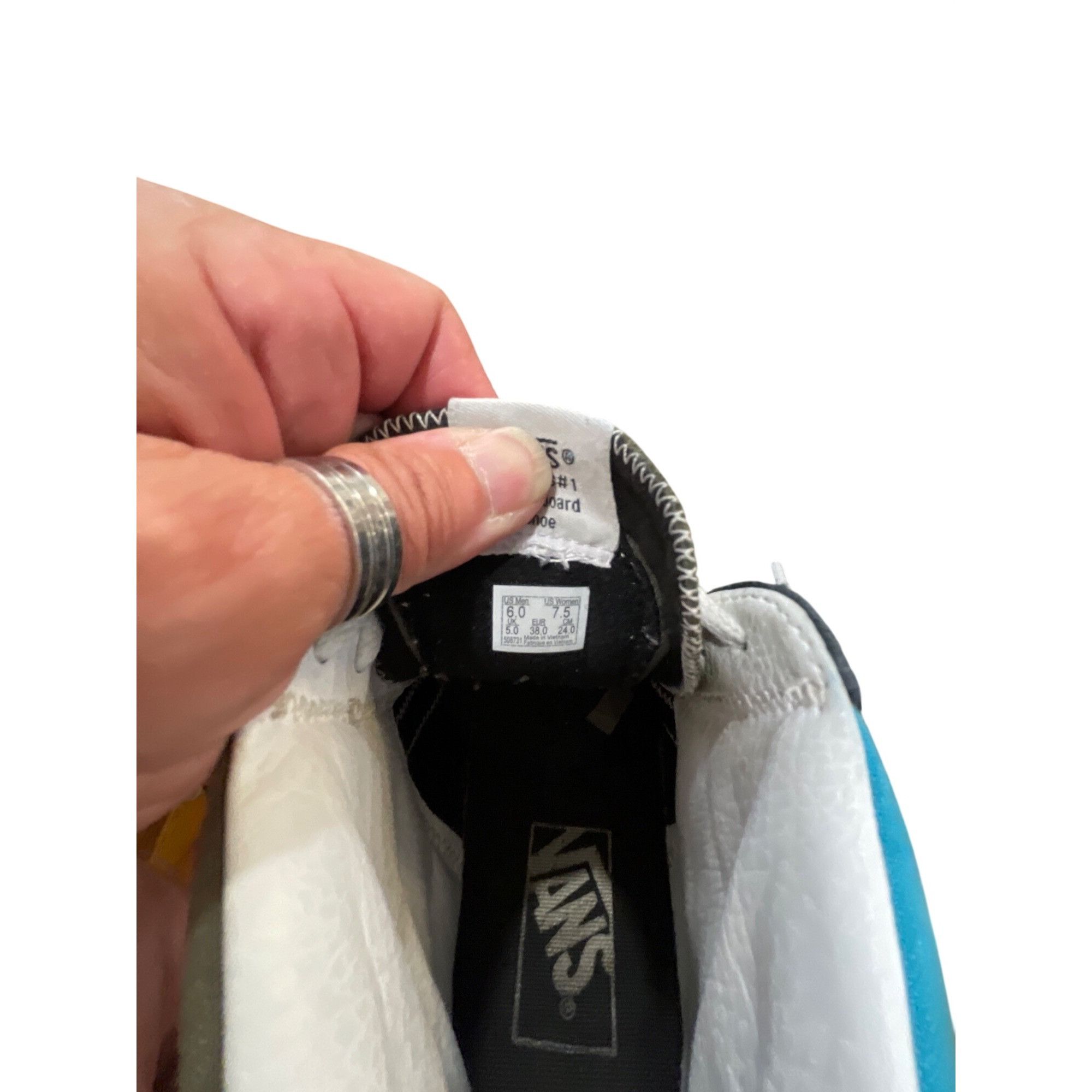 Vans Vans wms multi colored high top skaters shoes sneakers sz 7. Size US 7.5 / IT 37.5 - 6 Thumbnail
