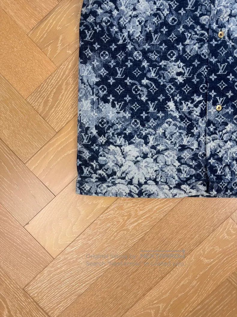 Louis Vuitton Louis Vuitton Tie-dyed Logo full printed denim casual shor Size US L / EU 52-54 / 3 - 4 Thumbnail