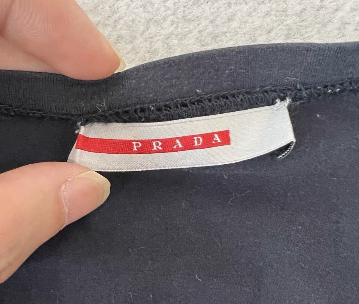 Prada Prada Short Sleeve T-shirt J16 Size US M / EU 48-50 / 2 - 4 Thumbnail