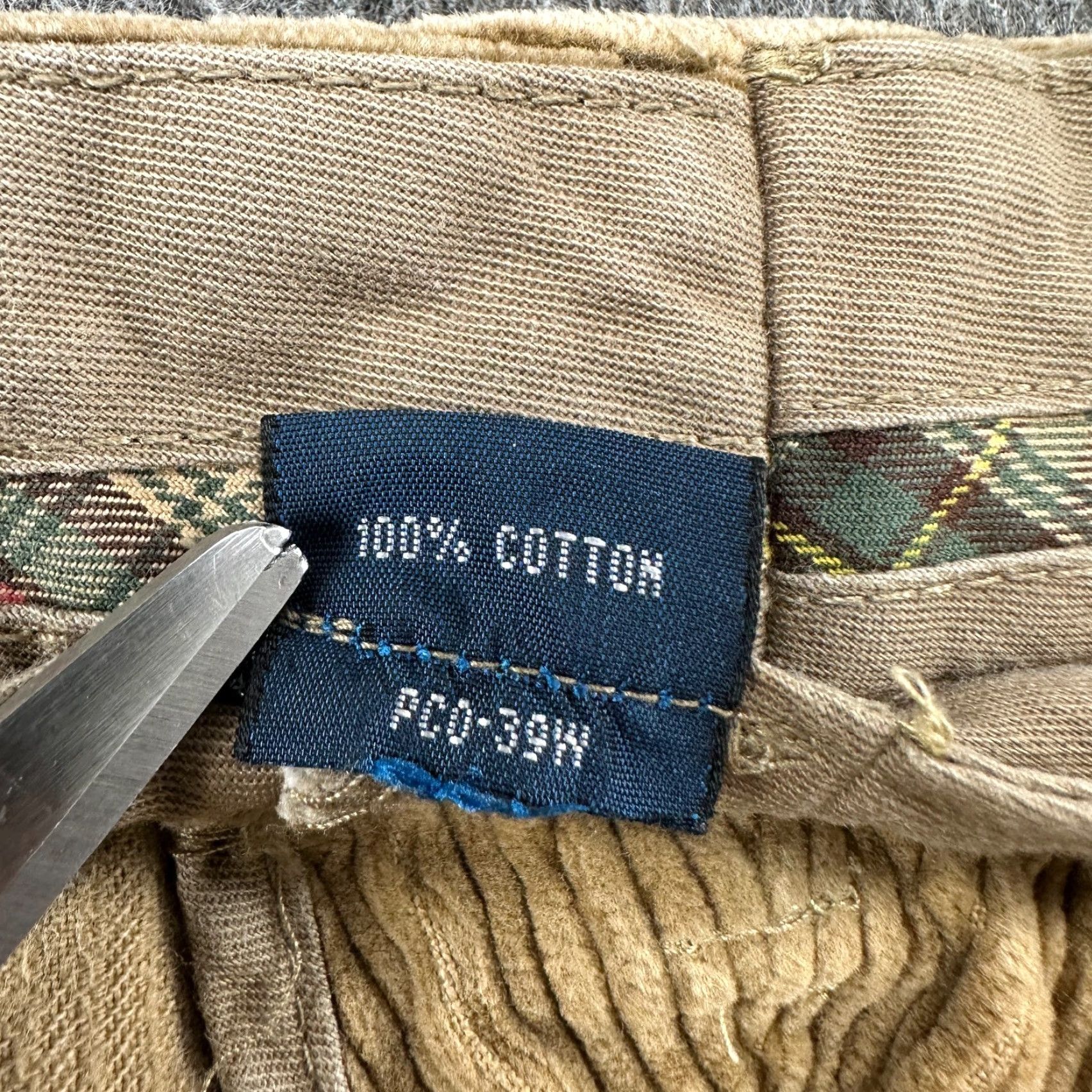 Polo Ralph Lauren VINTAGE Polo Ralph Lauren Pants Men 38x32 Brown Corduroy Classic Fit Straight Wide Wale Chino Casual Mens Supervised by Polo Ralph Lauren? Size US M / EU 48-50 / 2 - 6 Thumbnail