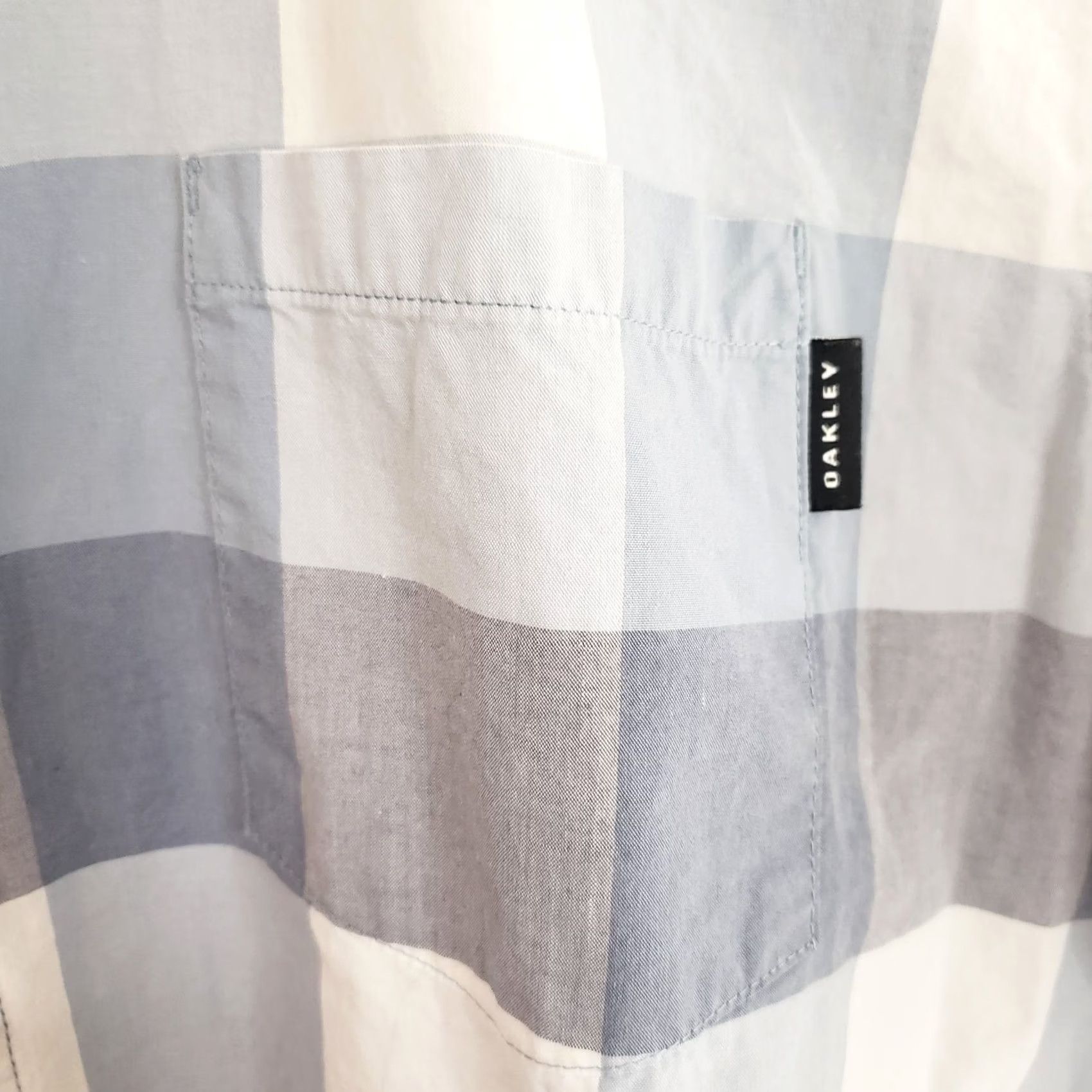 Oakley OAKLEY Gray White Blue Plaid Short Sleeve Button-Down Shirt - Mens XL Size US XL / EU 56 / 4 - 4 Thumbnail