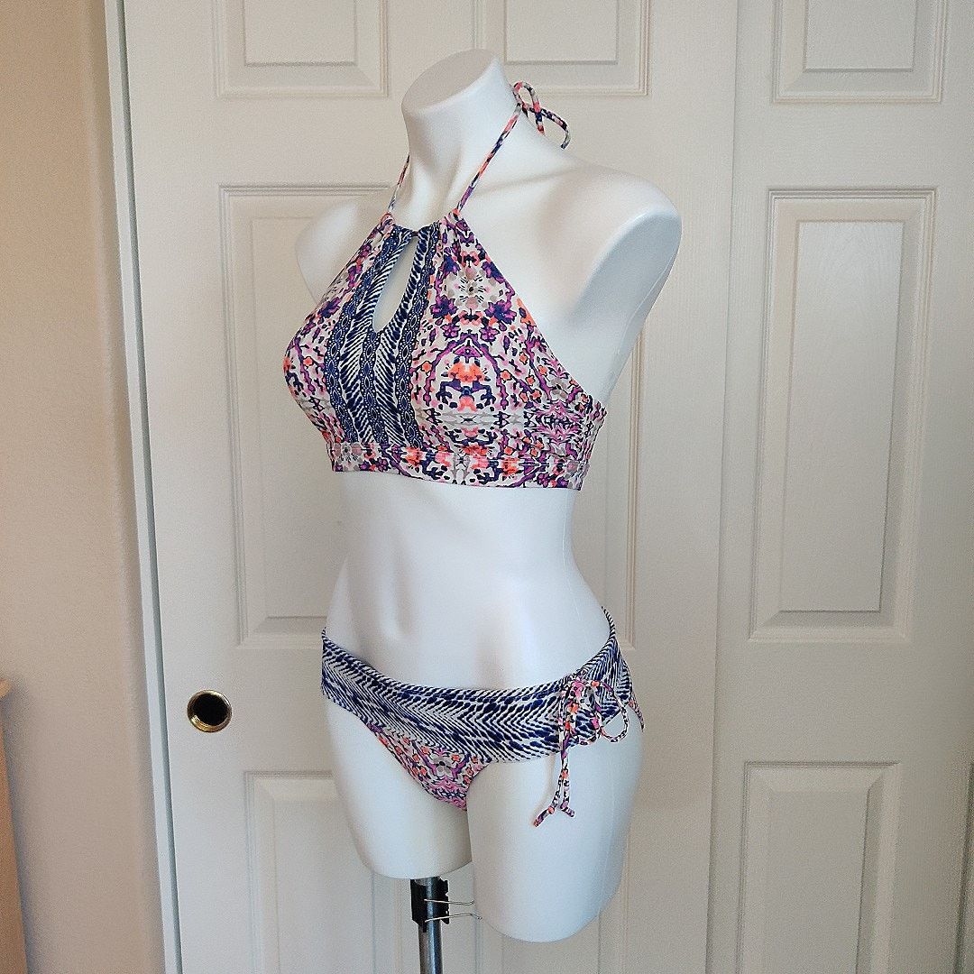 Athleta Athleta floral high top halter bikini set sz XS/S Size ONE SIZE - 4 Thumbnail