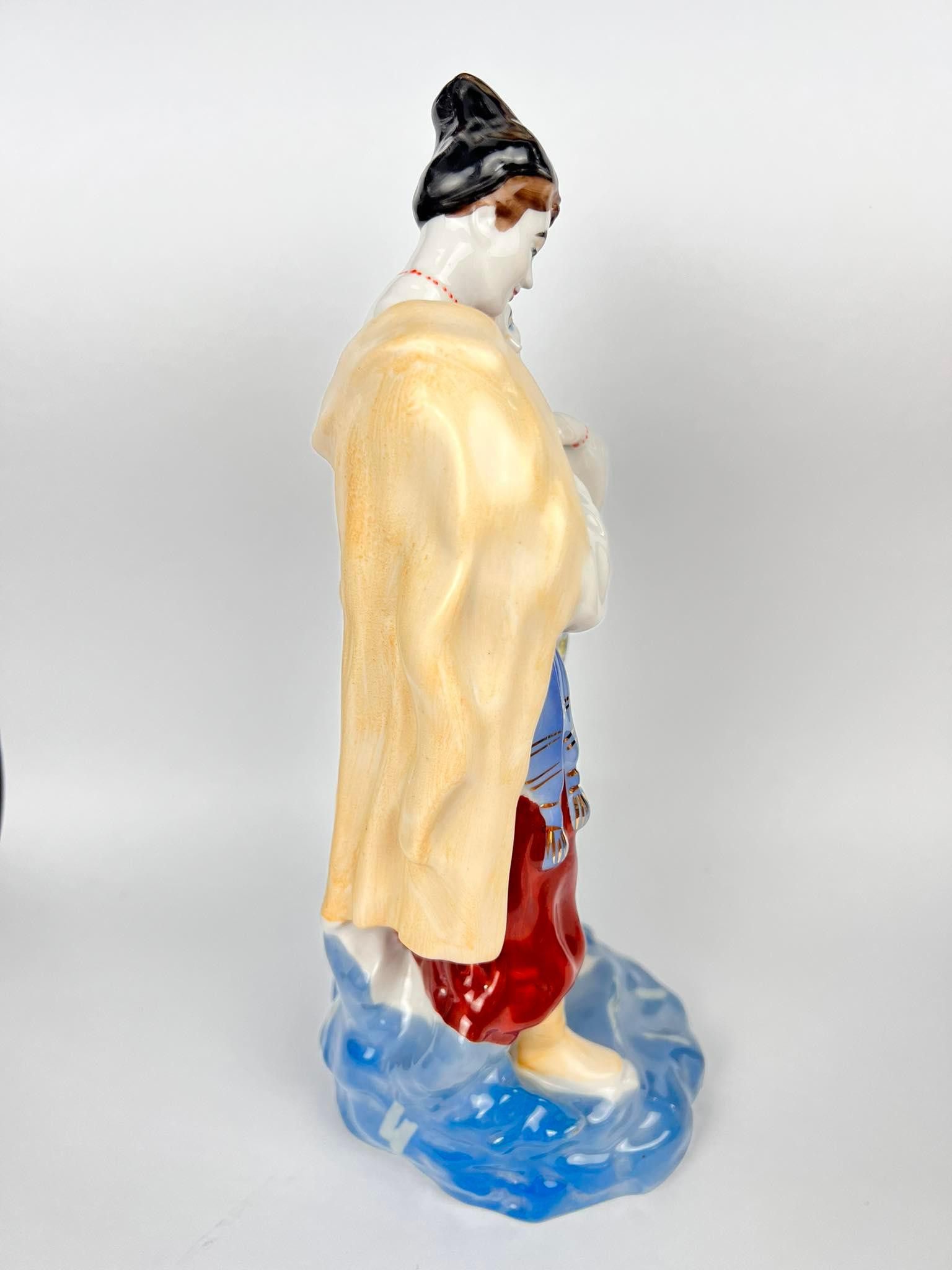 Vintage 1970 Polonne Vintage Soviet Porcelain Statue Ukraine 10.6 Size ONE SIZE - 5 Thumbnail