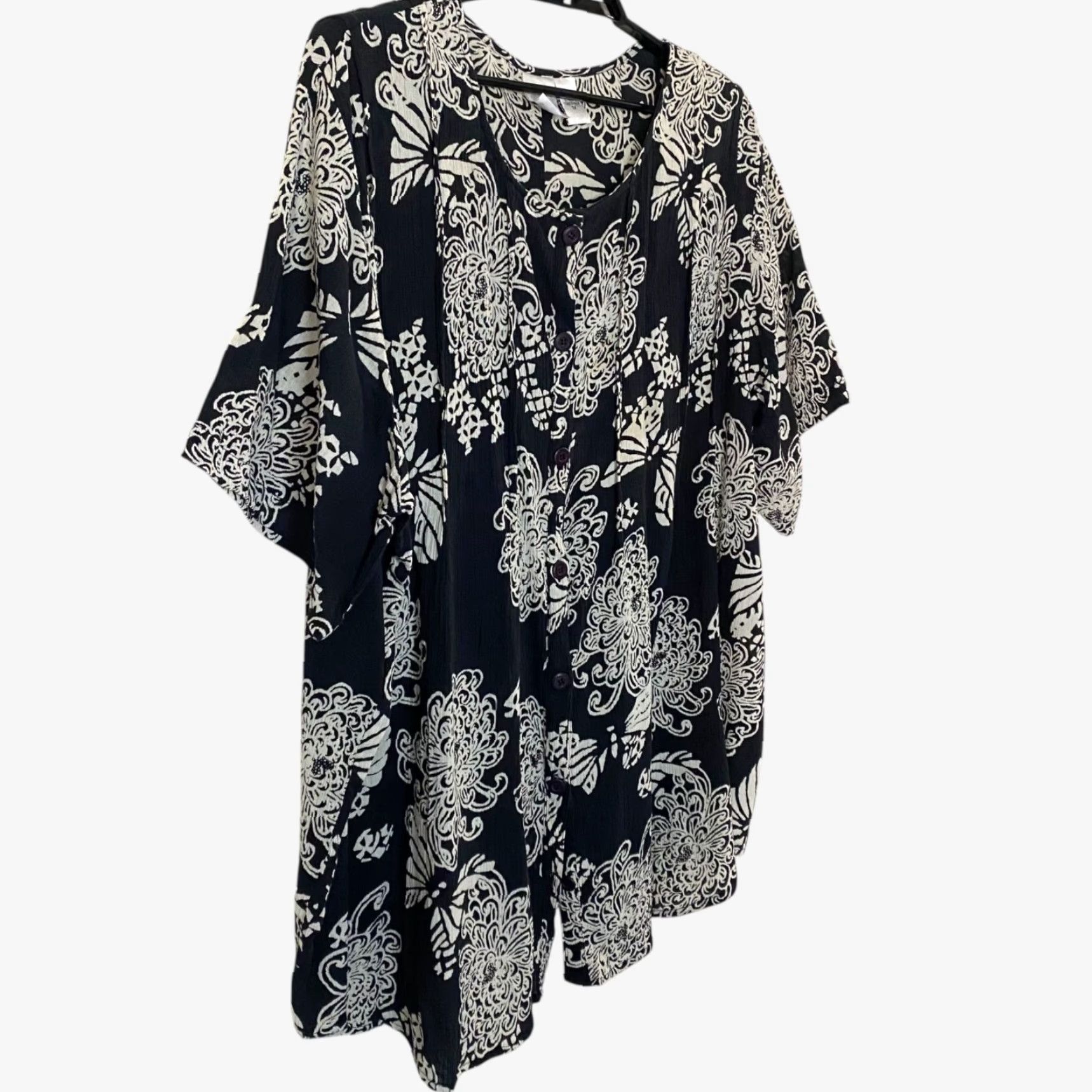 Vintage VINTAGE Roaman's Floral Print Cotton Blouse Women's 2X Short Sleeve Button-Up Boho Casual Fall Spring Summer Size XXL / US 16-18 / IT 52-54 - 3 Thumbnail