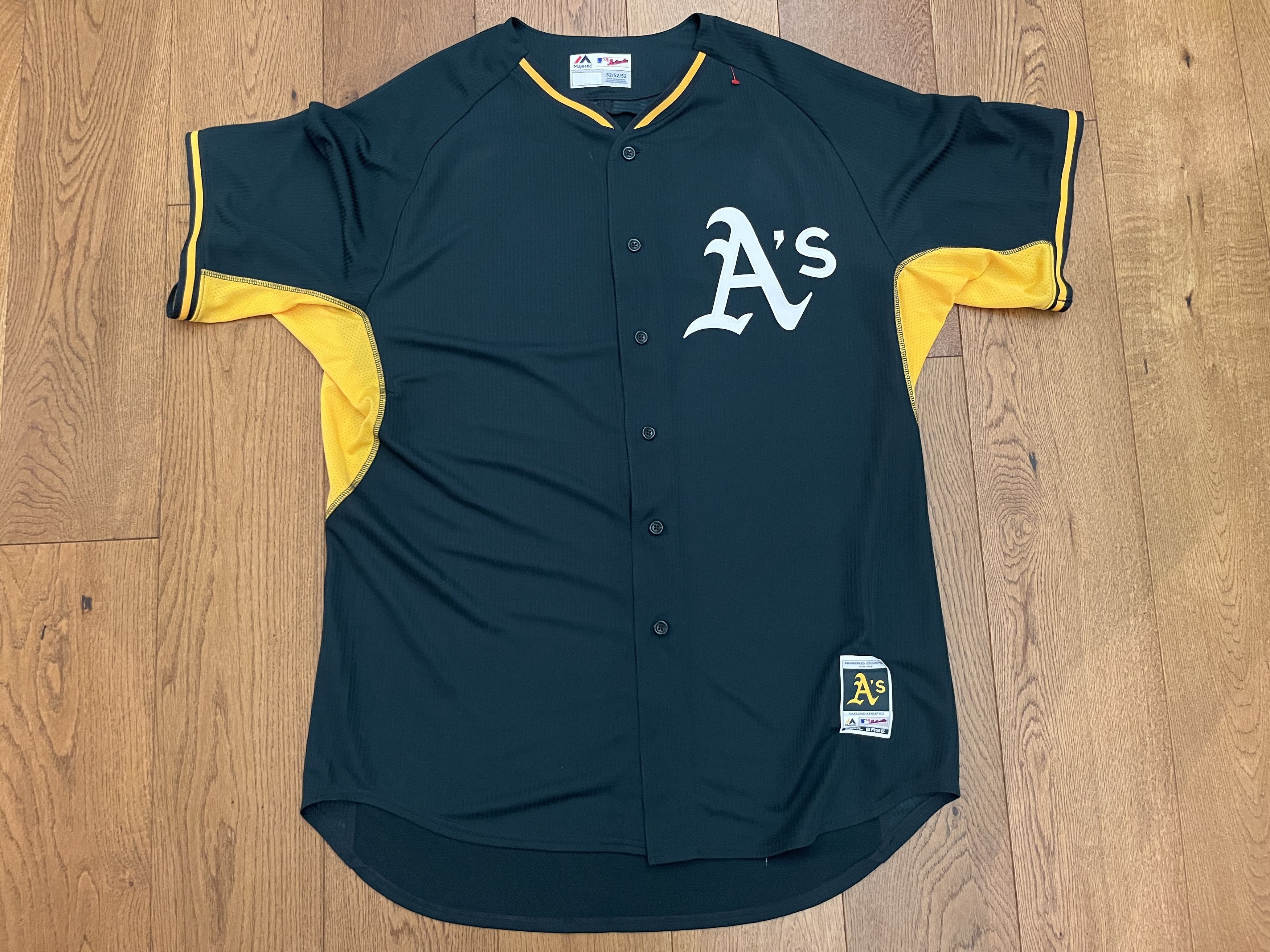 Majestic Vtg 2015 Oakland Athletics A's Majestic Authentic Jersey 52 Size US XXL / EU 58 / 5 - 1 Thumbnail