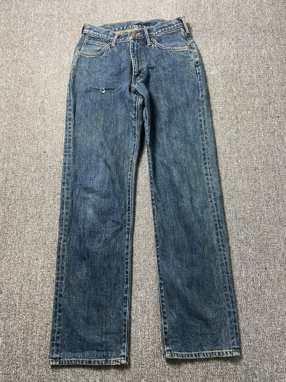 Wrangler Wrangler Brand Straight Leg Jeans (197) Size US 28 / EU 44 - 1 Thumbnail
